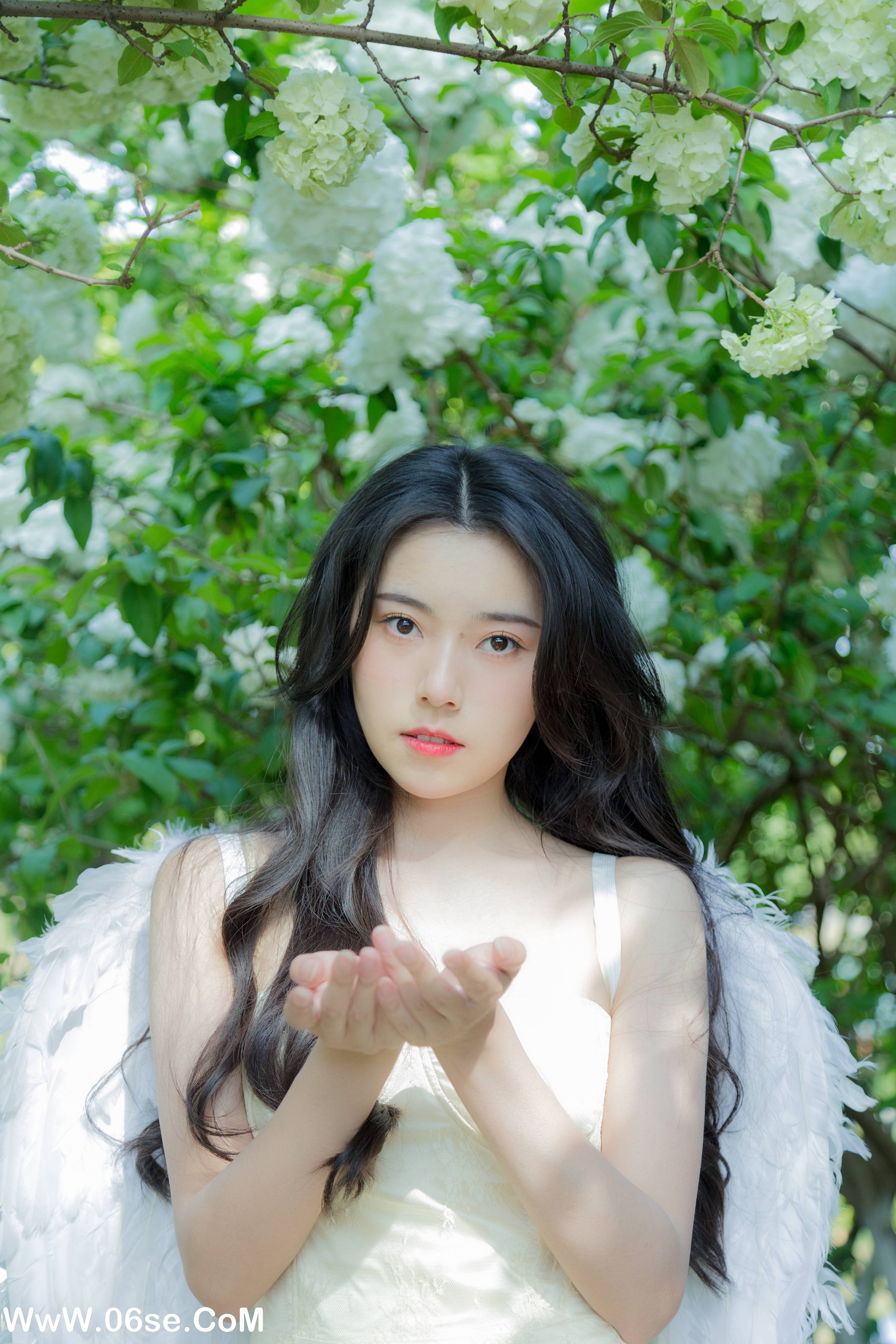 图片[25]-[YITUYU艺图语]2022.07.18 轻轻 静鏡婧[35+1P／332MB]-六色网