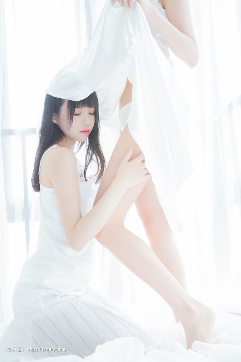 [Cos]桜桃喵- 朝(白裙×白裙)[58P] 27