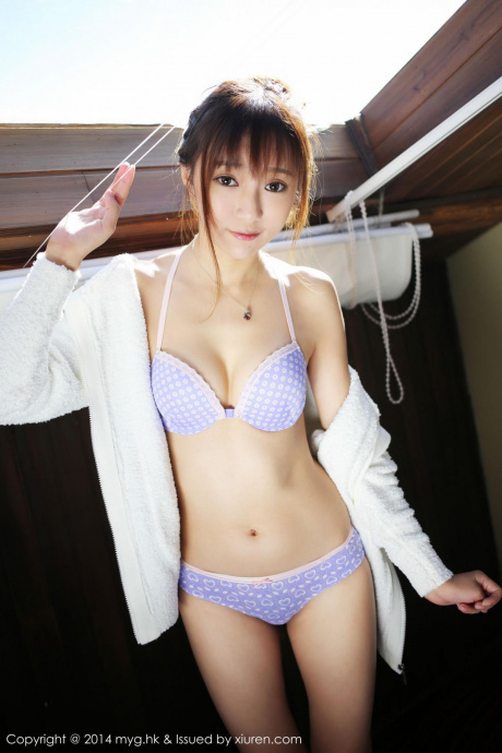 [Image: bf40f0c3b70e2501fed6c.jpg]