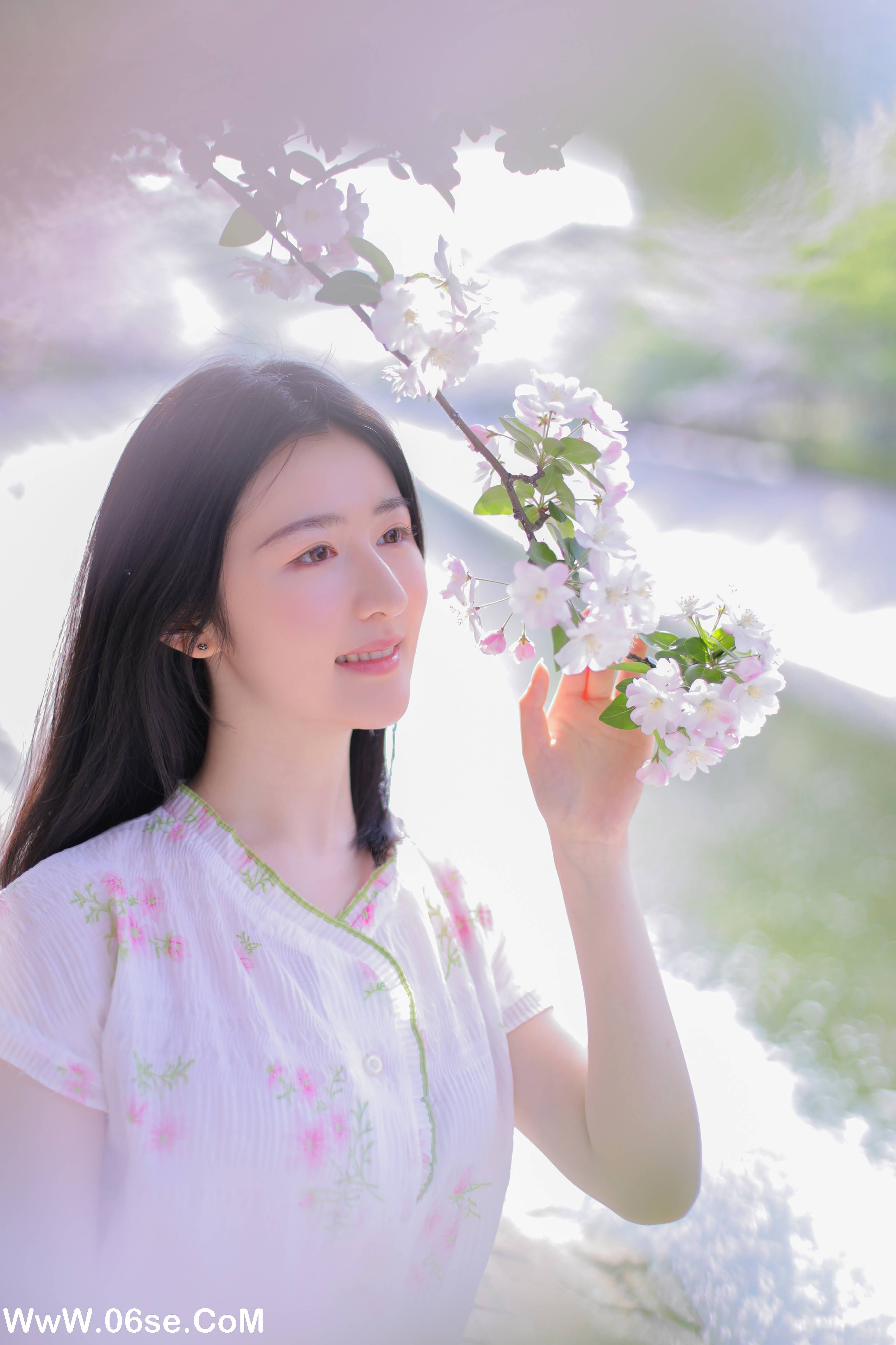 图片[29]-[YITUYU艺图语]2022.08.01 已觉春心动 oeil[28+1P／117MB]-六色网
