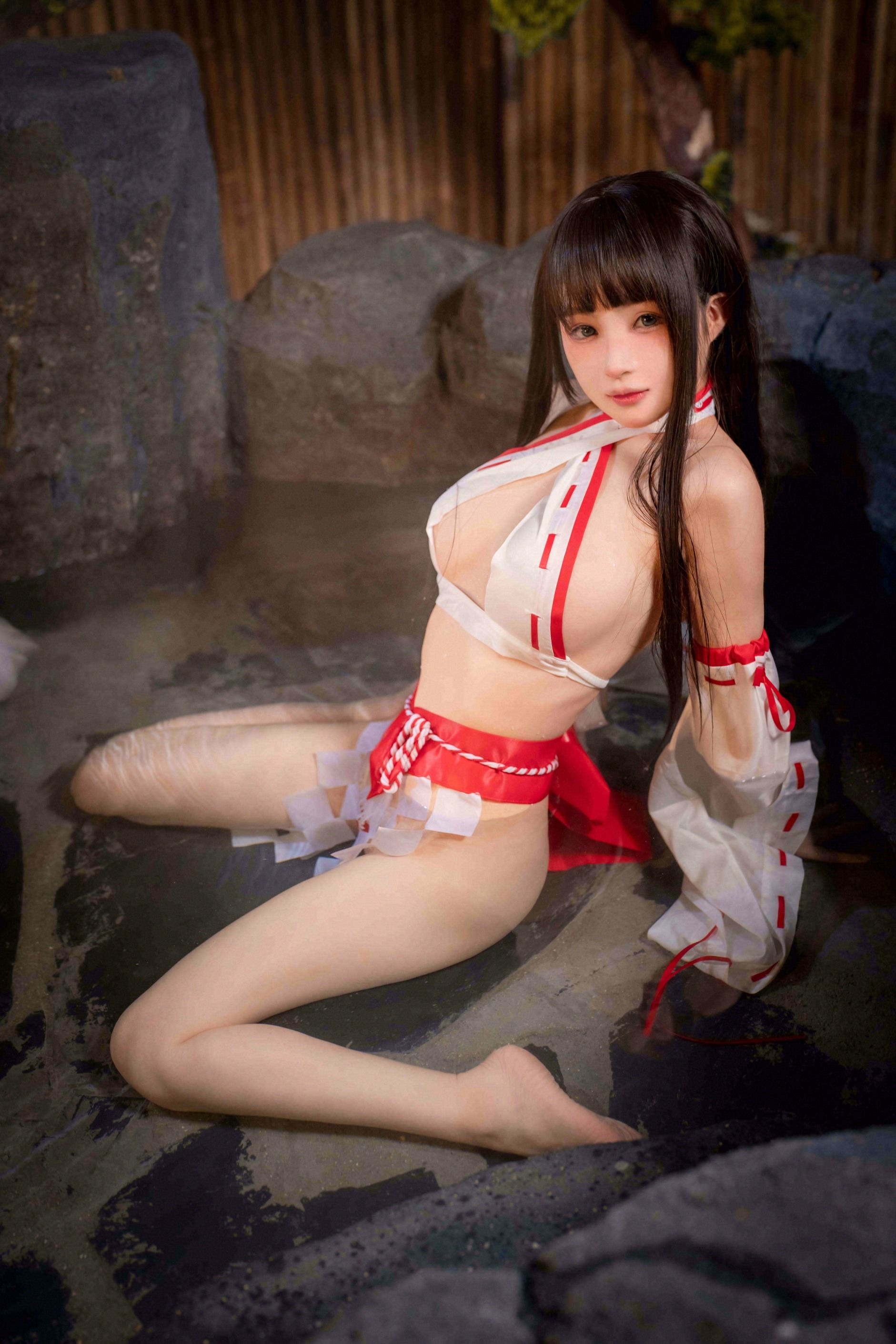 桜井宁宁 - 圣洁巫女 3