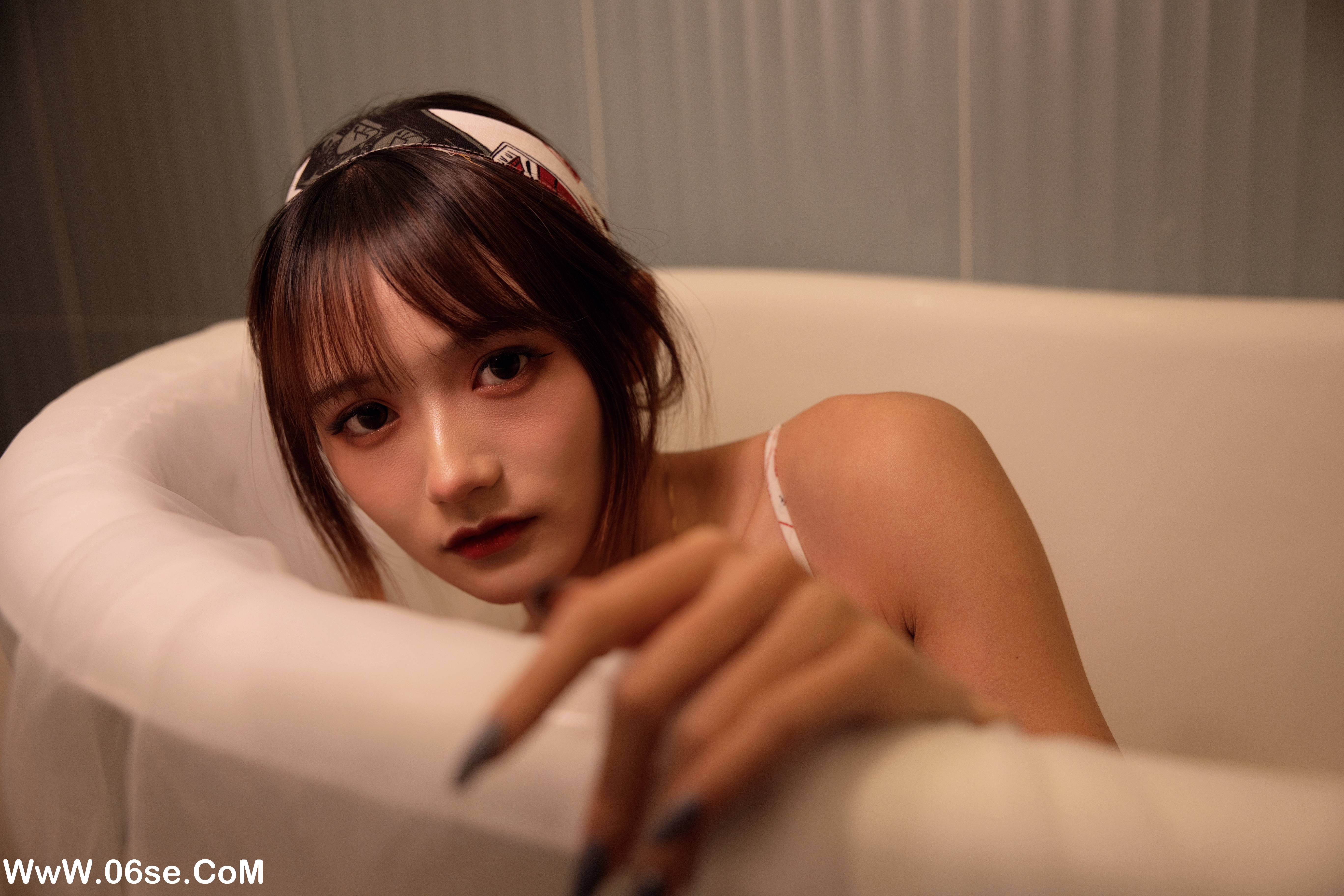图片[20]-[YITUYU艺图语]2022.12.18 晚秋思绪 兔子Zzz不吃胡萝卜[20+1P／364MB]-六色网