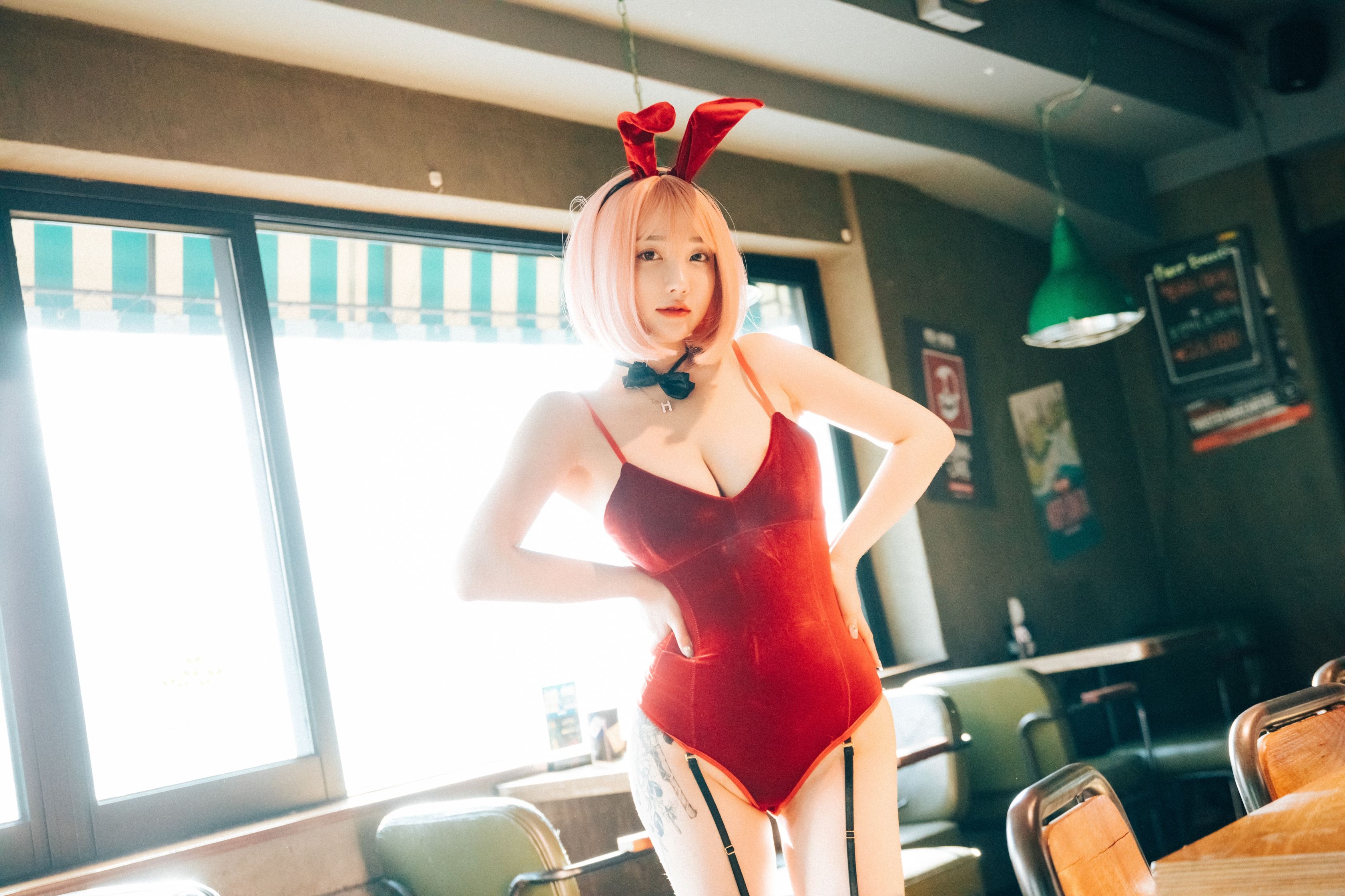 孙乐乐 - [Loozy] Son Ye-Eun (손예은) - Tainted Love Bar 61