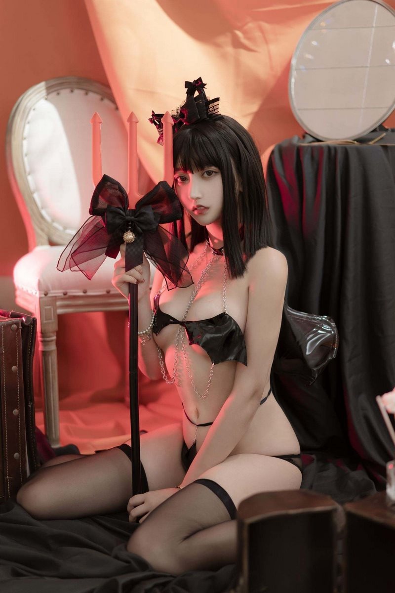 [Cos]过期米线线喵 - Sexy Devil[44P] 12