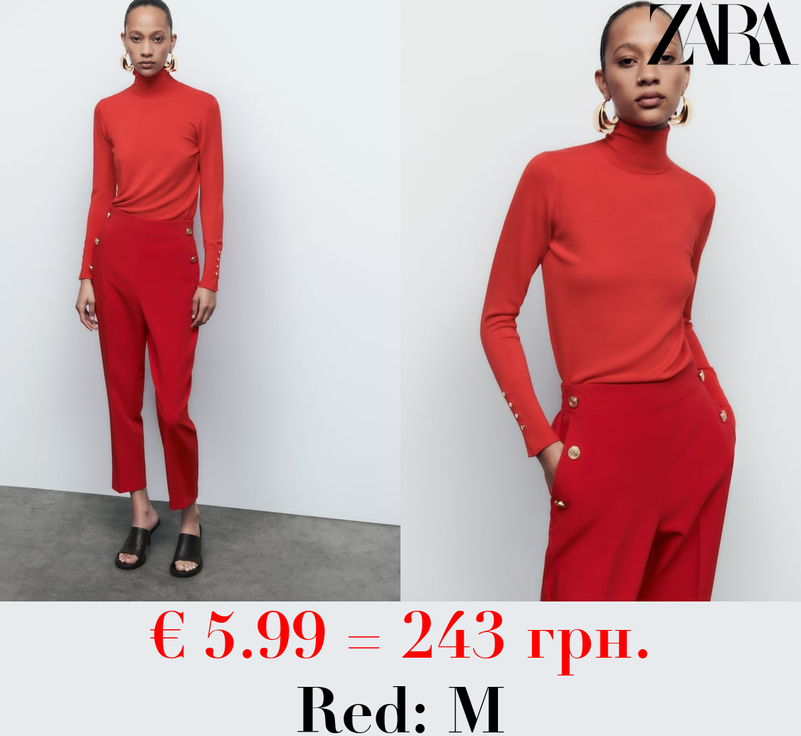 STRAIGHT TROUSERS WITH METAL BUTTONS