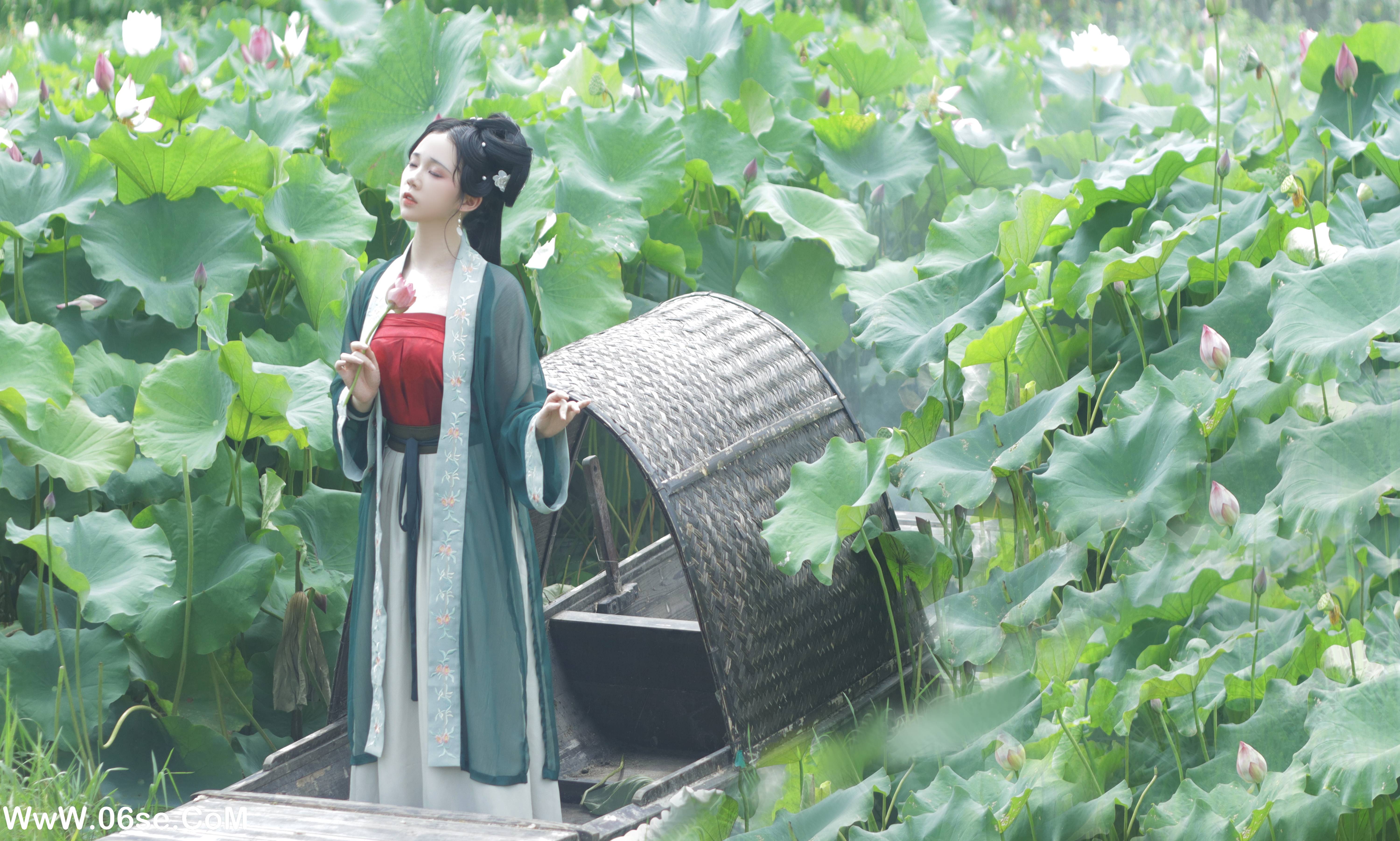 图片[12]-[YITUYU艺图语]2022.08.21 采莲曲 一只高高[26+1P／288MB]-六色网