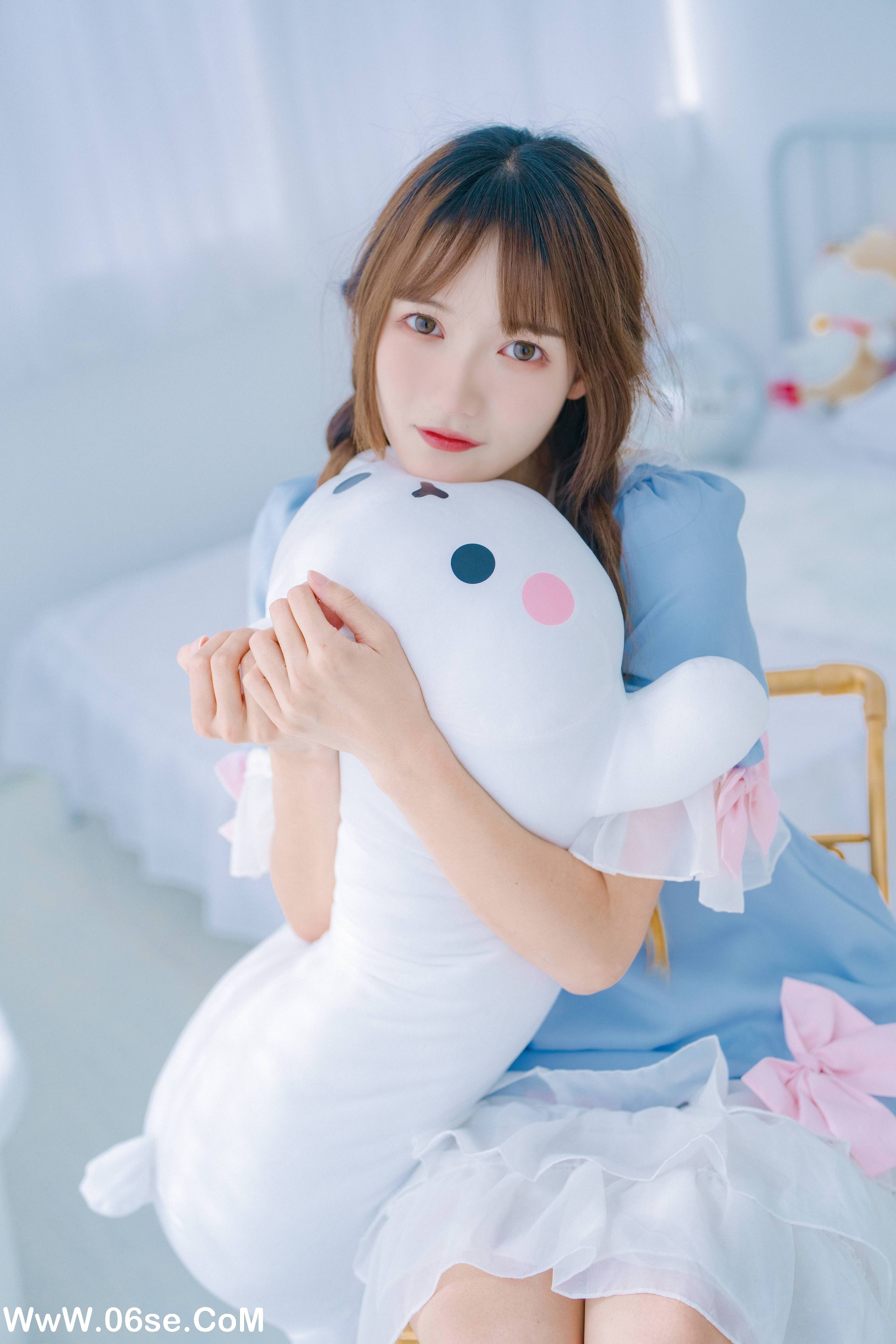 图片[32]-[YITUYU艺图语]2022.08.13 纯白色可爱 兔子Zzz不吃胡萝卜[31+1P／224MB]-六色网