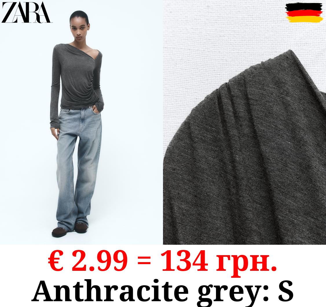 T-SHIRT WITH SIDE GATHERING