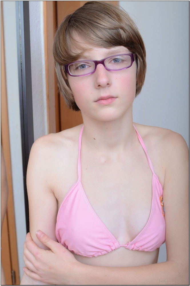 [Image: c12779e4d6da315215f04.jpg]