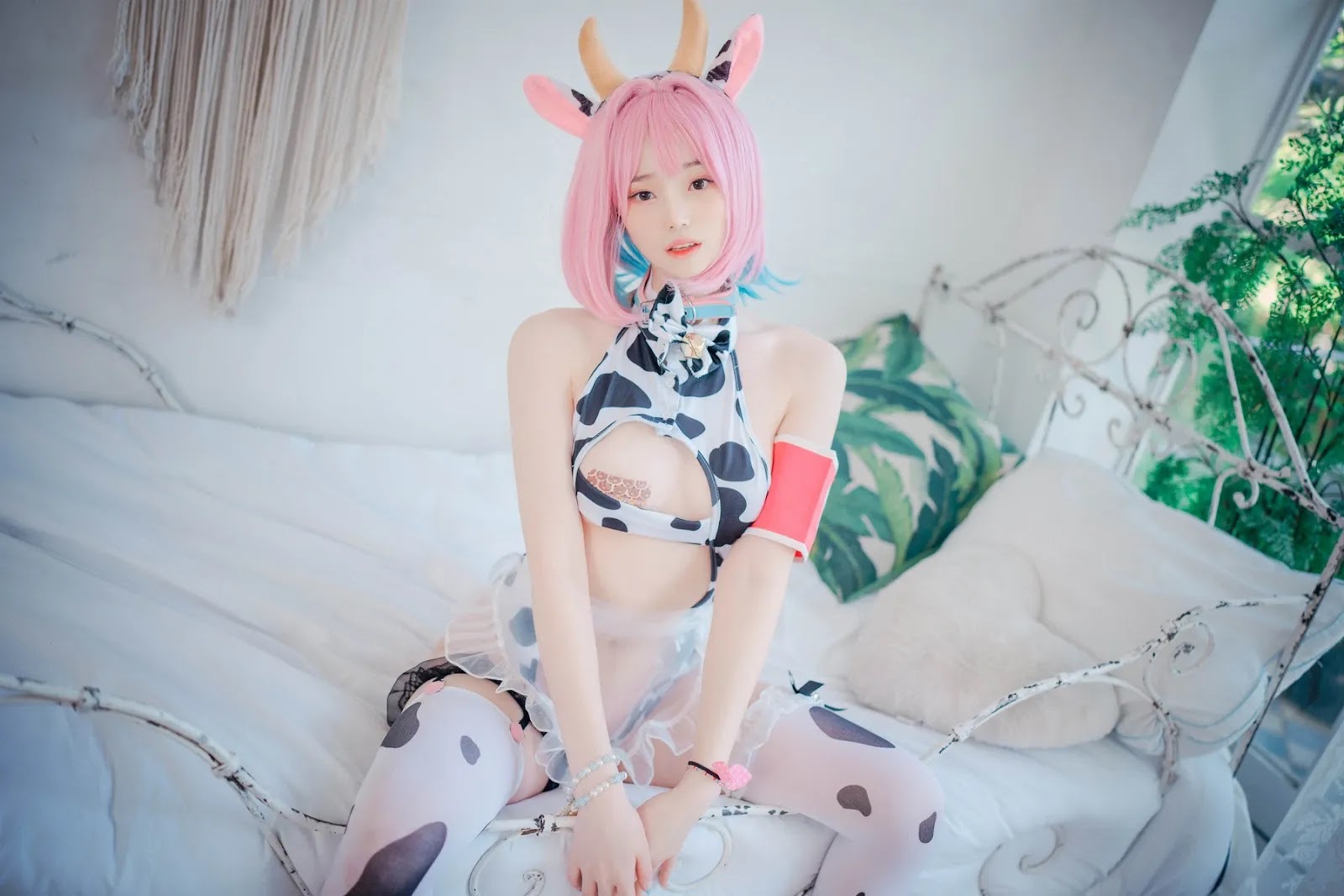 Bambi 밤비, [DJAWA] Riamu’s Celebrating the Year of the Cow #1 S_version 11