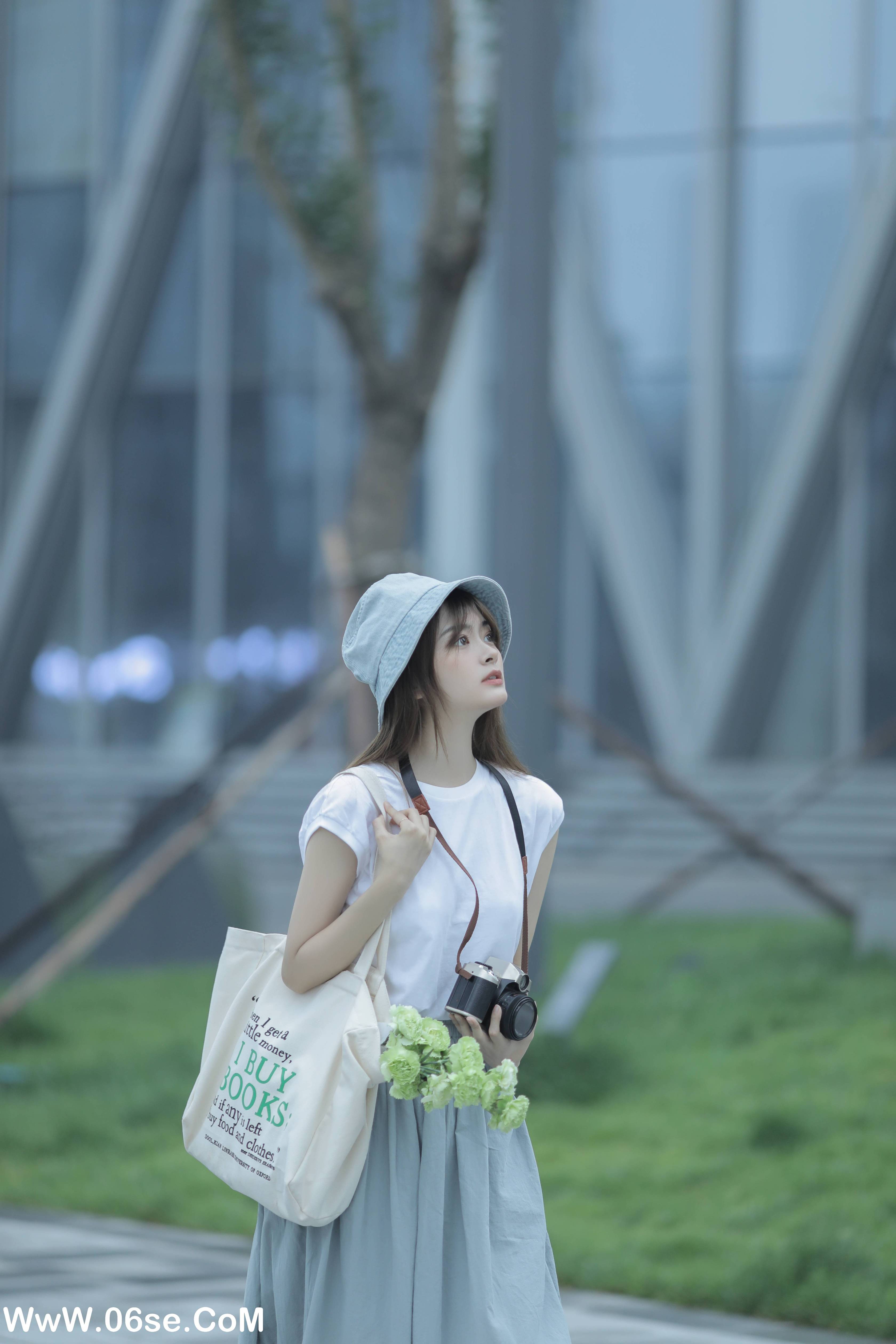 图片[13]-[YITUYU艺图语]2022.08.20 夏至已至 何静璇儿[27+1P／269MB]-六色网