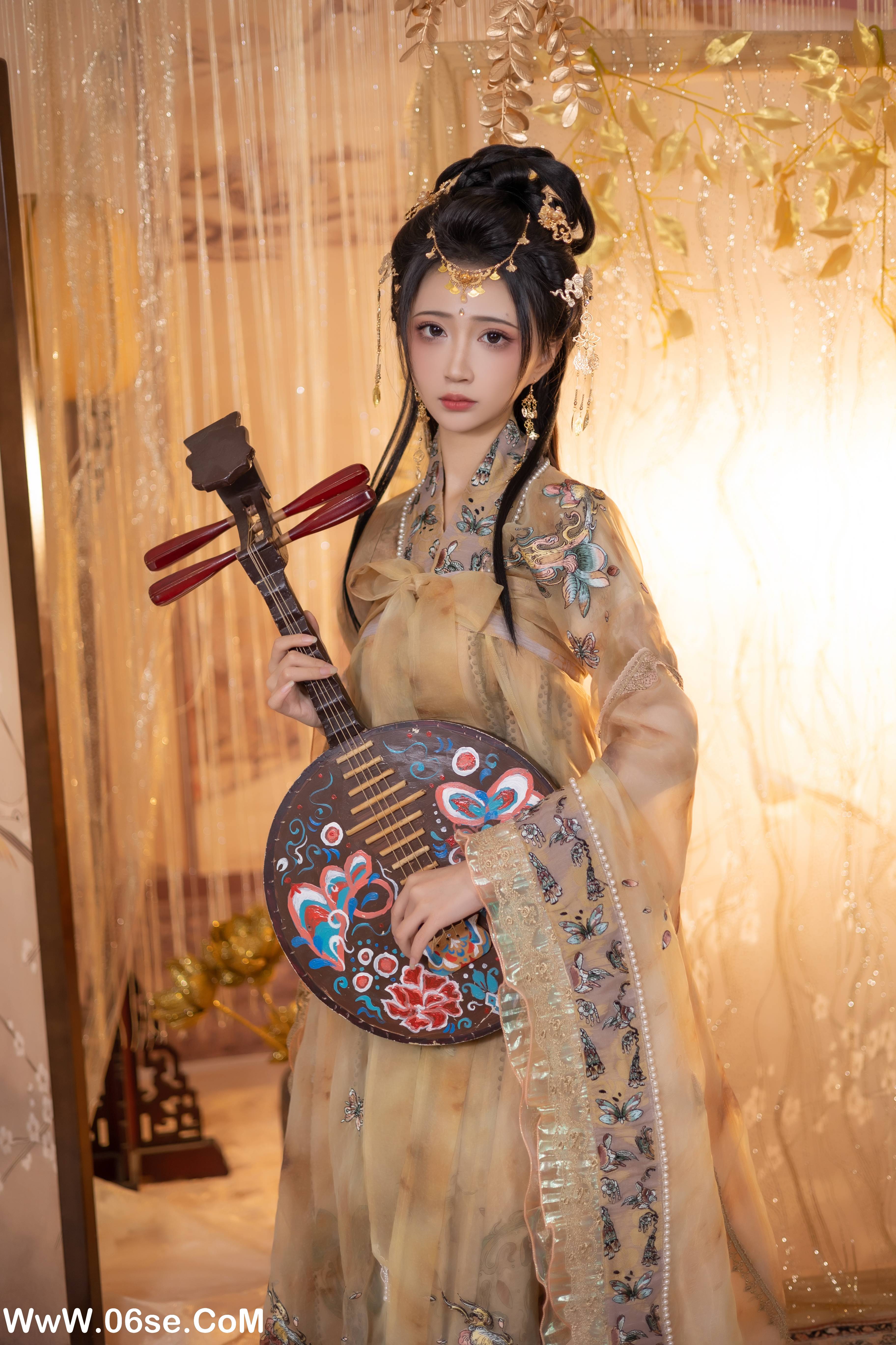 图片[9]-[YITUYU艺图语]2022.12.23 金陵月 -绮罗生的小苏苏-[27+1P／261MB]-六色网