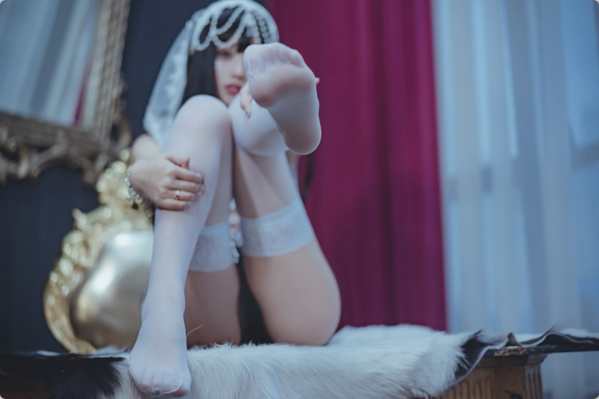 [Cos]过期米线线喵 - 修女[53P] 8