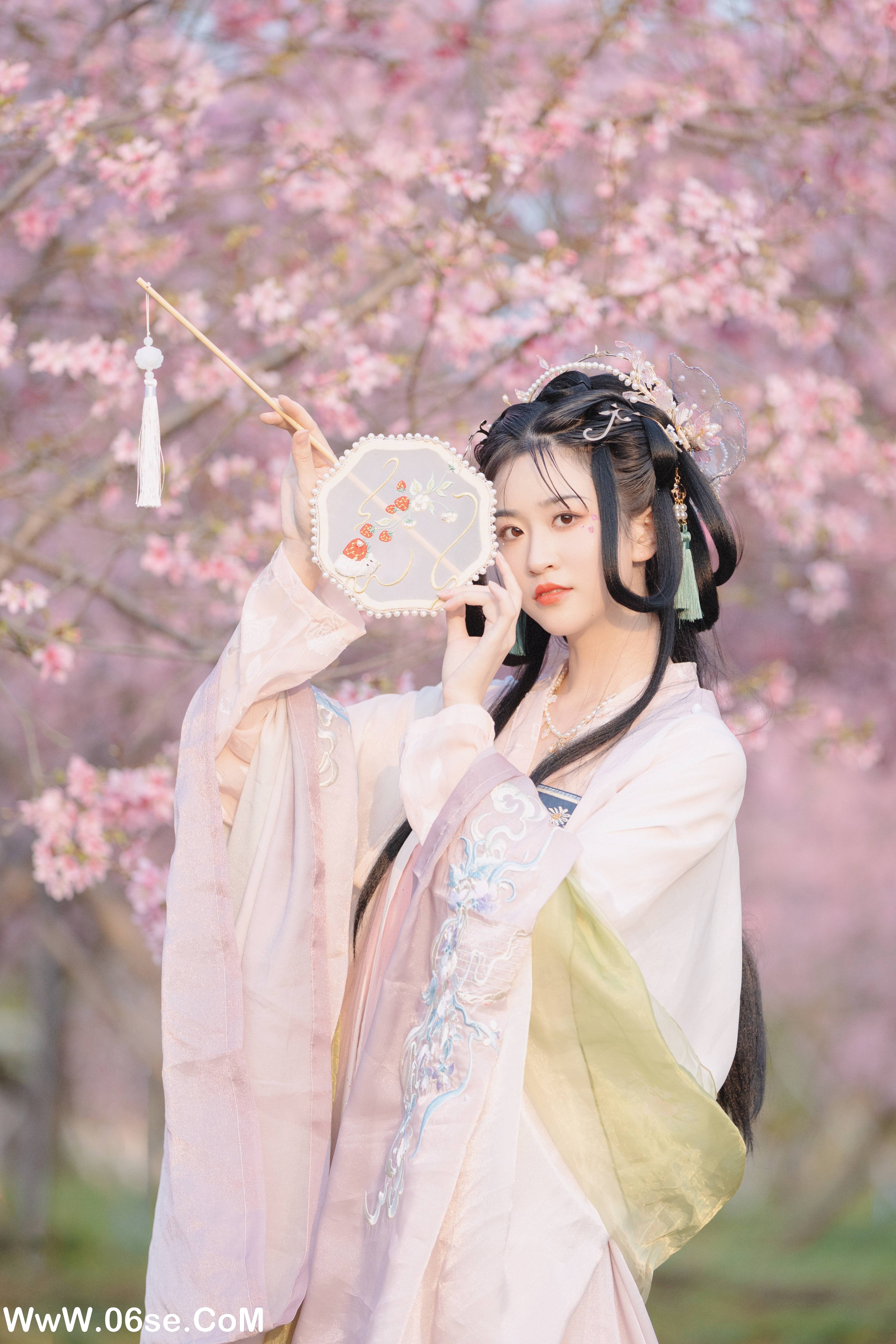 图片[34]-[YITUYU艺图语]2022.10.11 樱 琼_娜[46+1P／517MB]-六色网