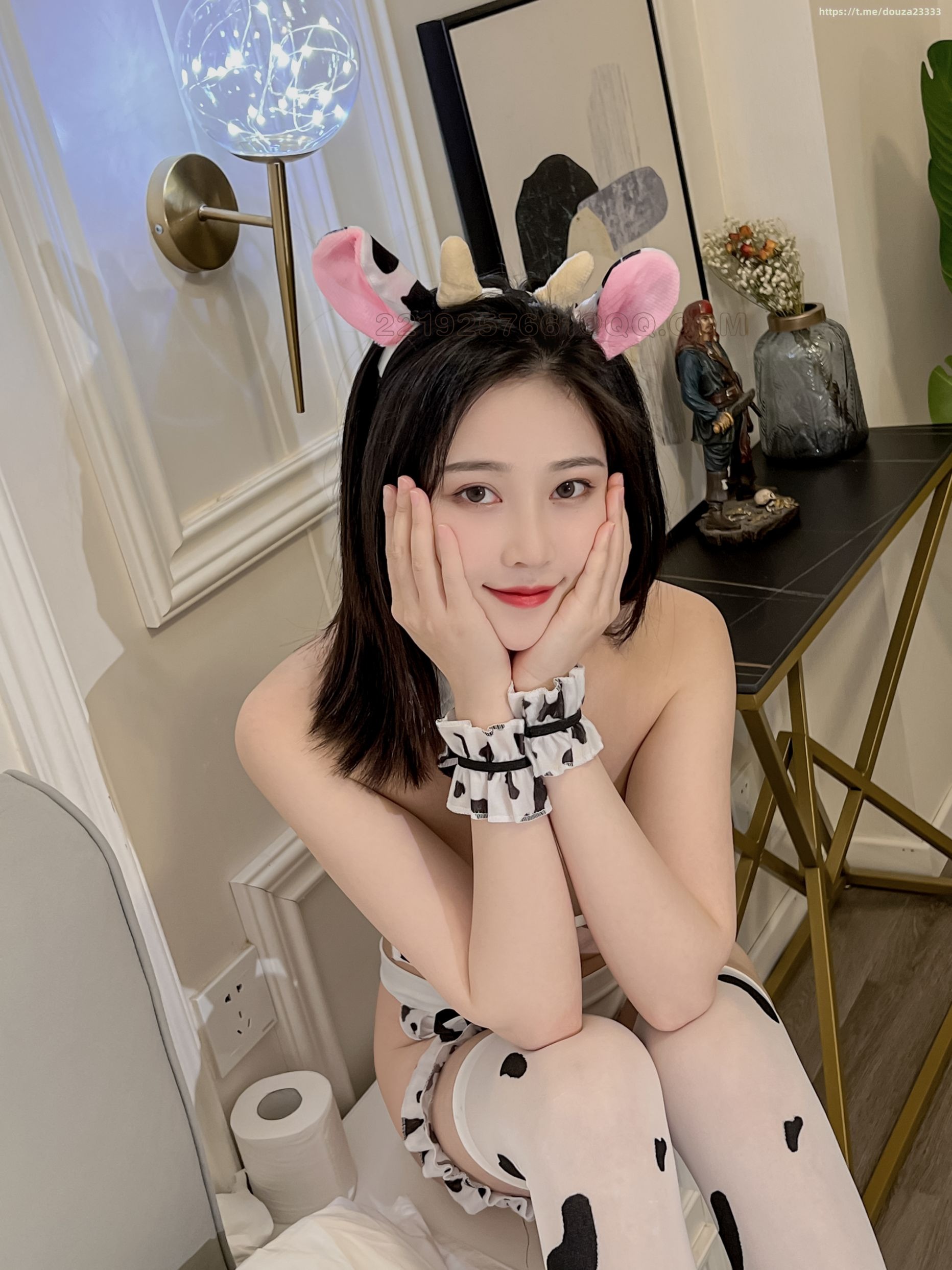 年年 奶牛女仆装（2月3打赏群资源） 25