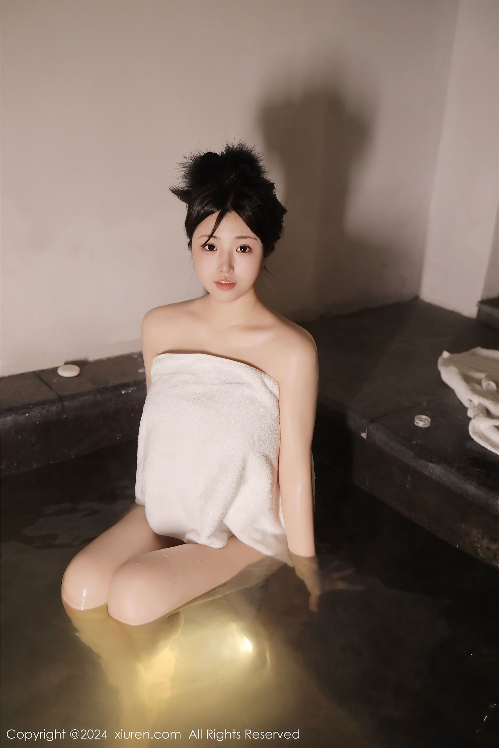 图片[12]-[XIUREN秀人网] 2024.01.18 NO.7977 陈小花-六色网