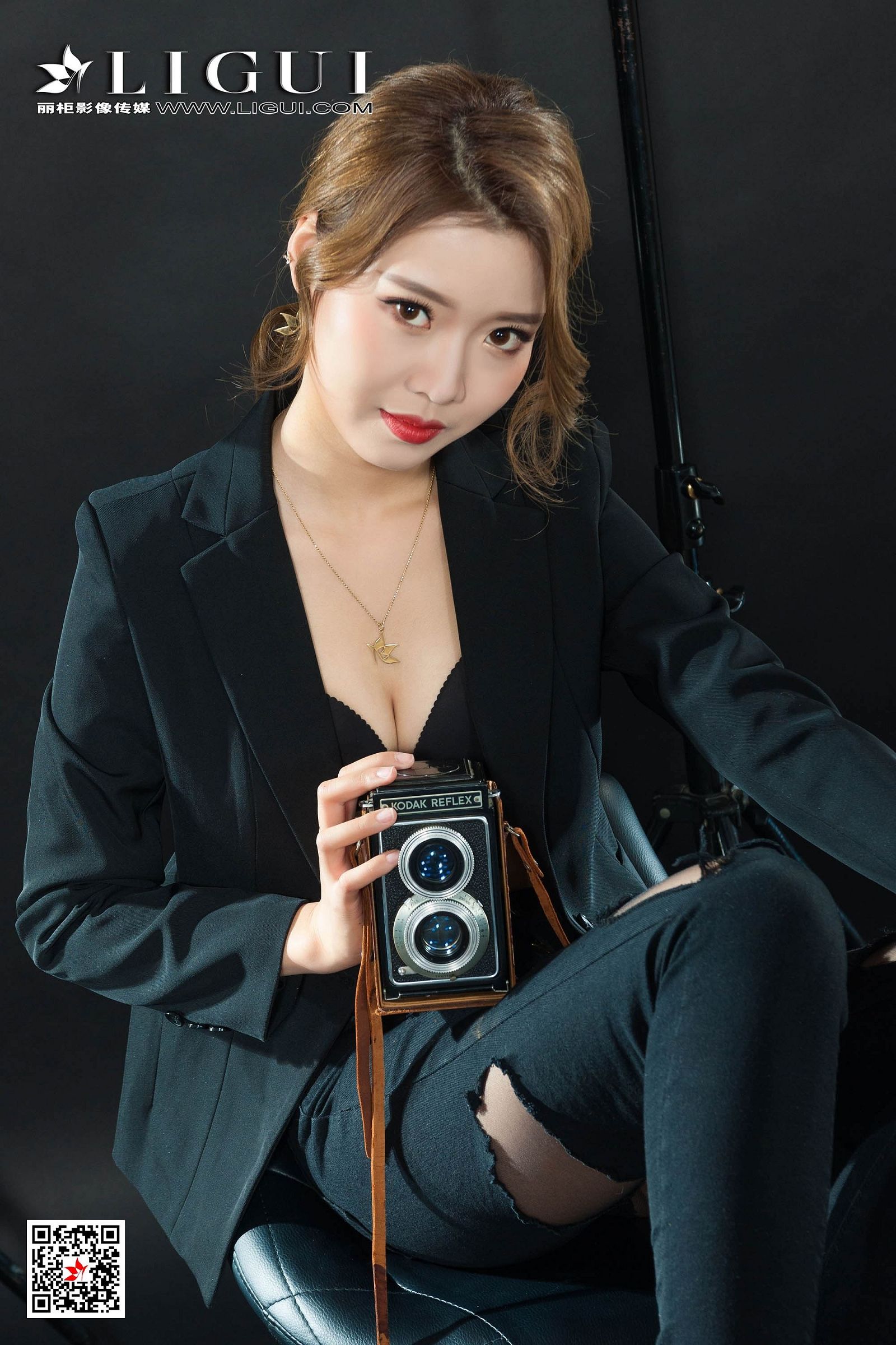 [Image: c2980f1e5851a62c9da97.jpg]