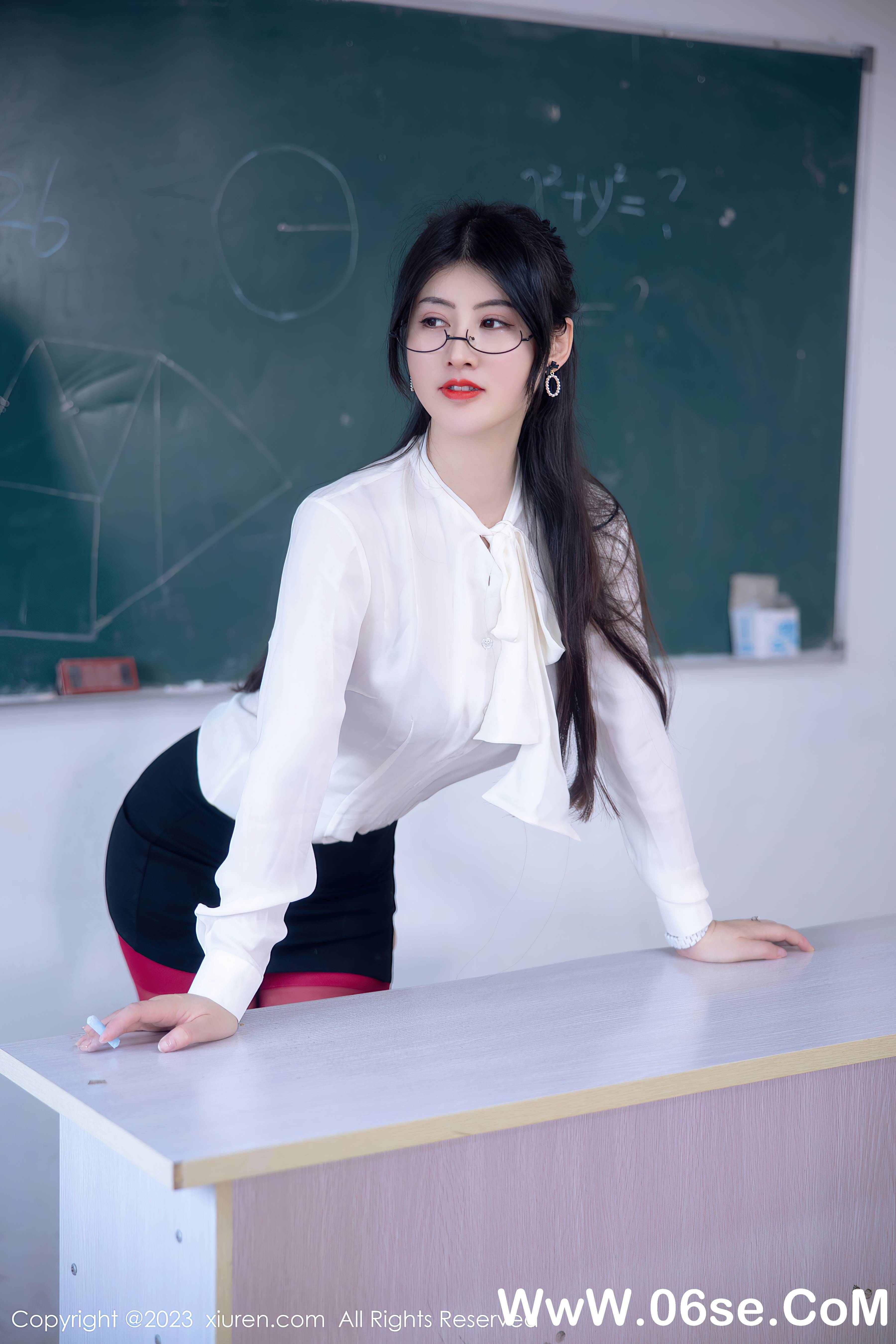 图片[9]-[XiuRen秀人网] 2023.06.27 NO.6980 诗诗kiki-六色网