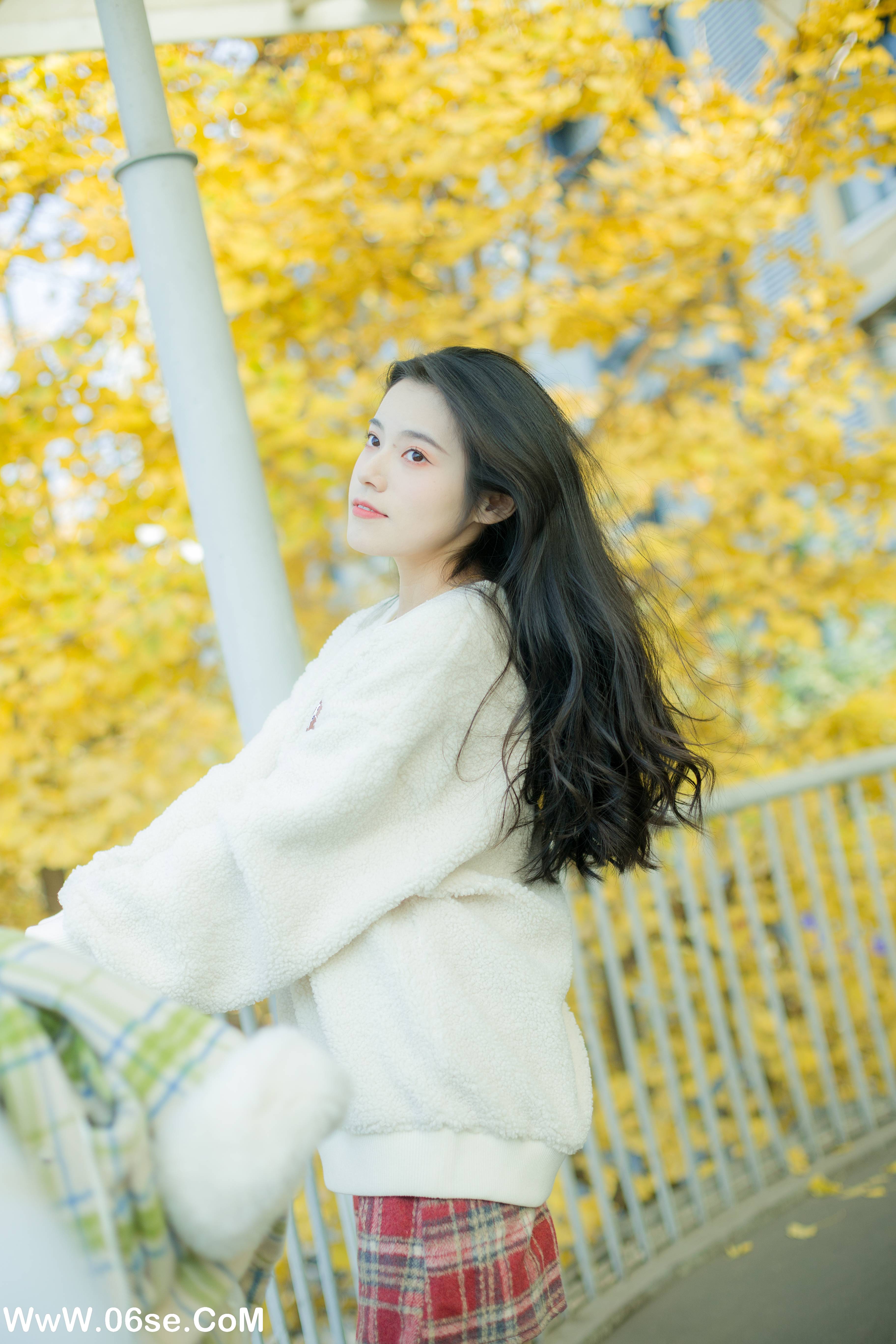 图片[5]-[YITUYU艺图语]2022.08.01 暖暖 静鏡婧[27+1P／225MB]-六色网