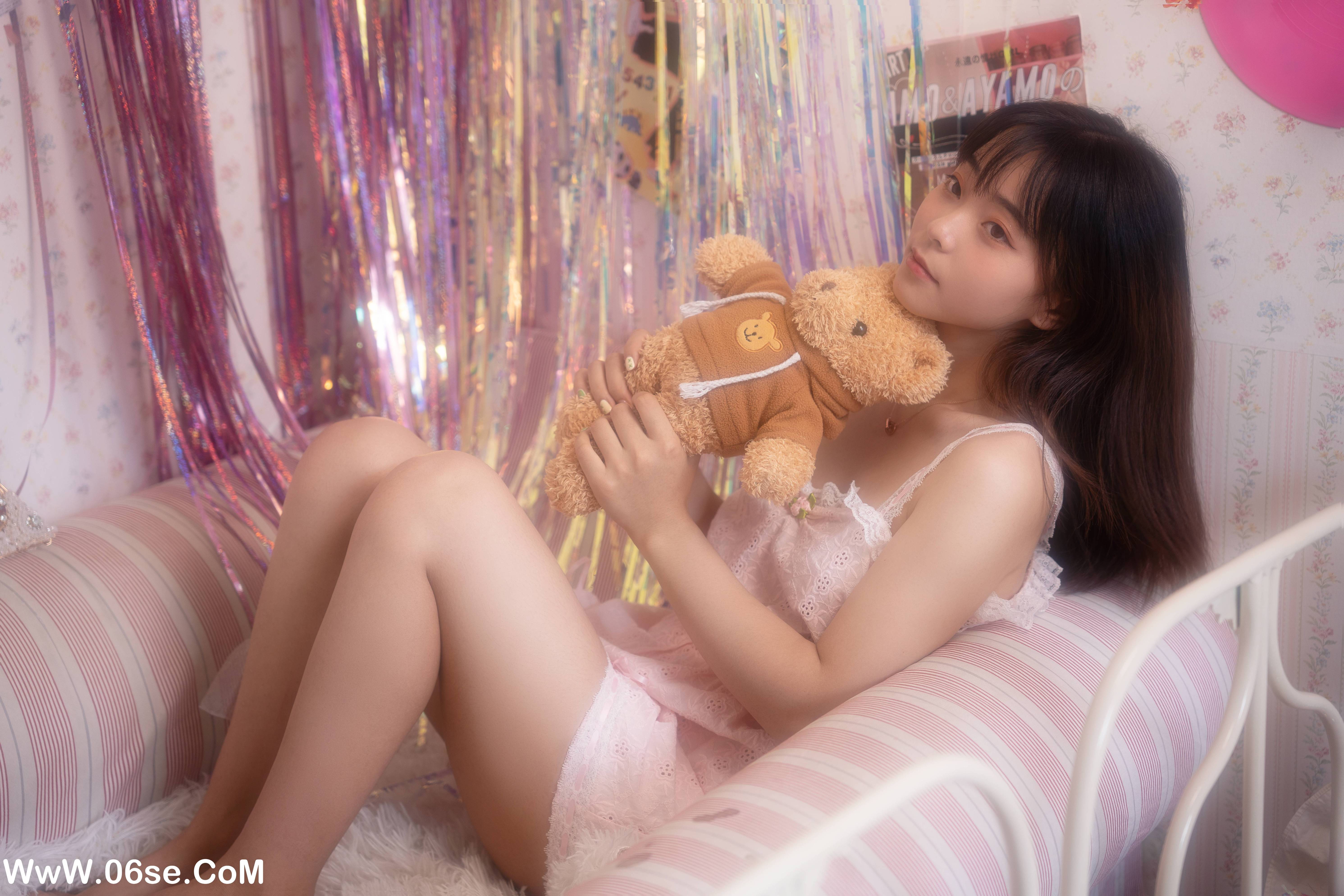 图片[21]-[YITUYU艺图语]2022.11.14 季末之花 Sylvia595[21+1P／317MB]-六色网
