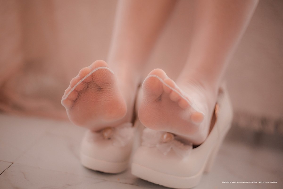 [Cos]皮皮奶-朦胧婚纱[66P] 49