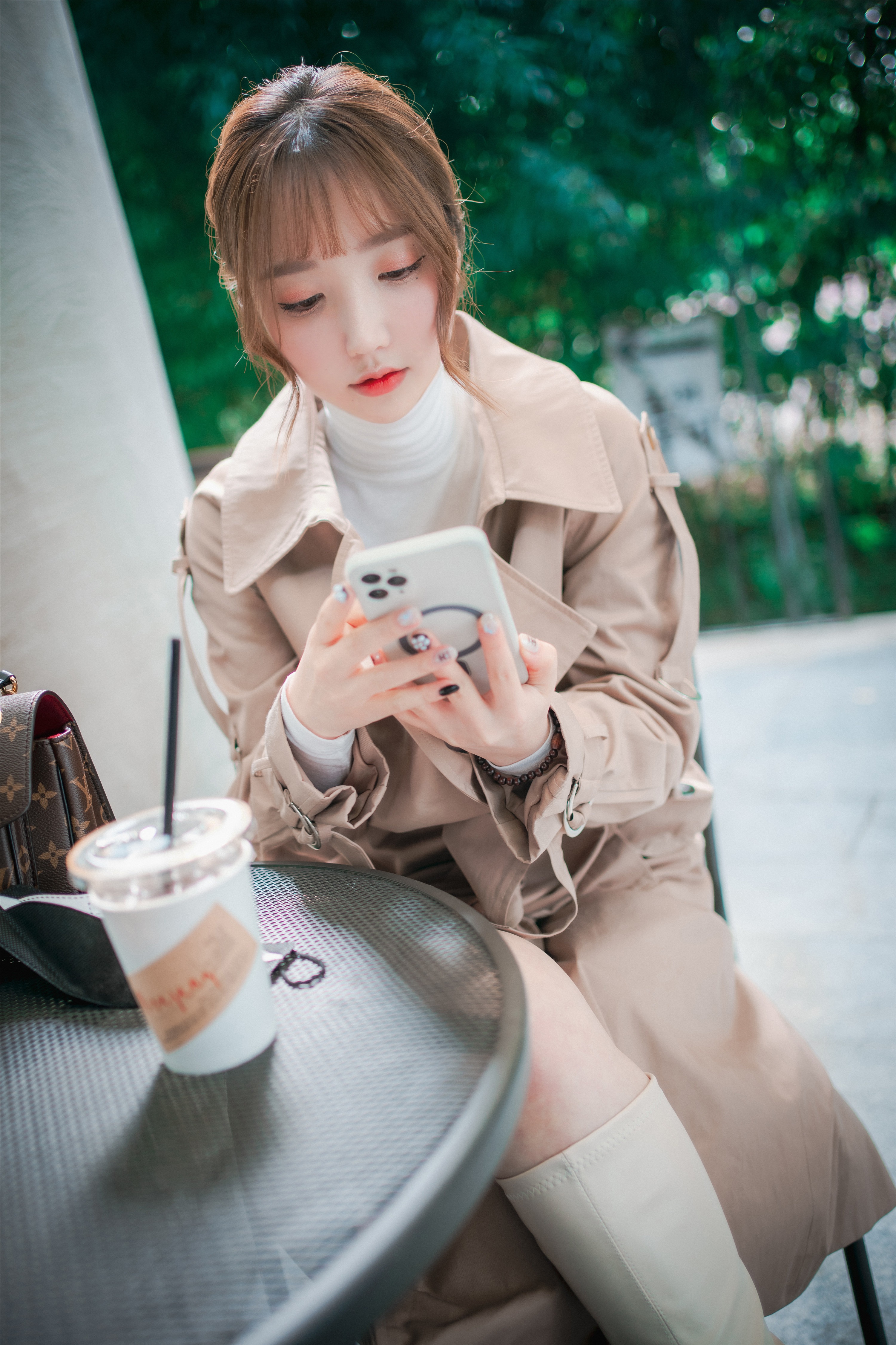 DJAWA Photo - Son Ye-Eun (손예은): “A Snap of Intimacy”  160P 72