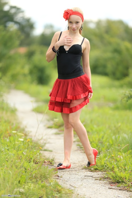 [Image: c32910dd7e46063257e4c.jpg]