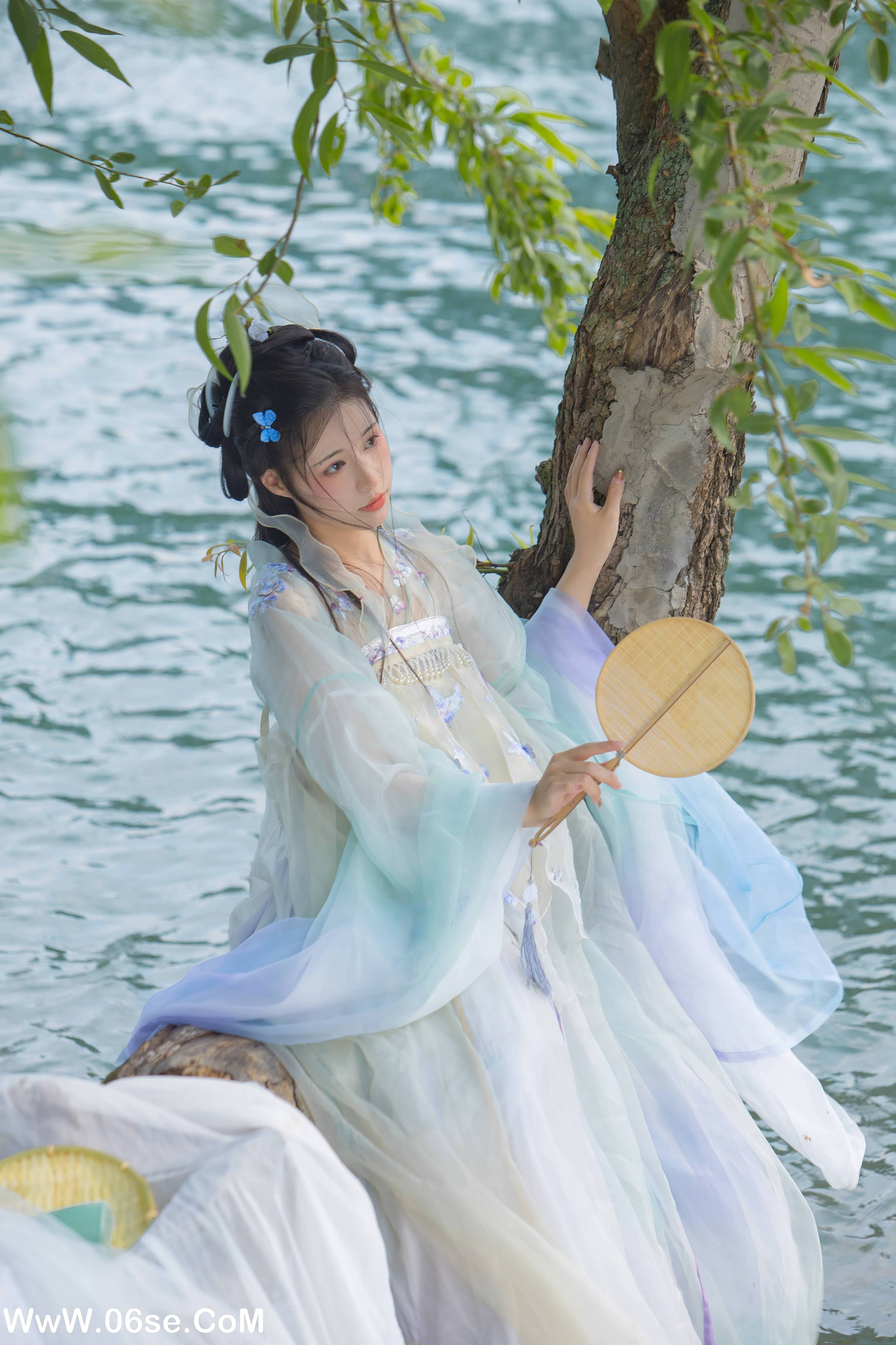 图片[9]-[YITUYU艺图语]2022.10.17 惊鸿客 努力搬砖的双翮[21+1P／341MB]-六色网