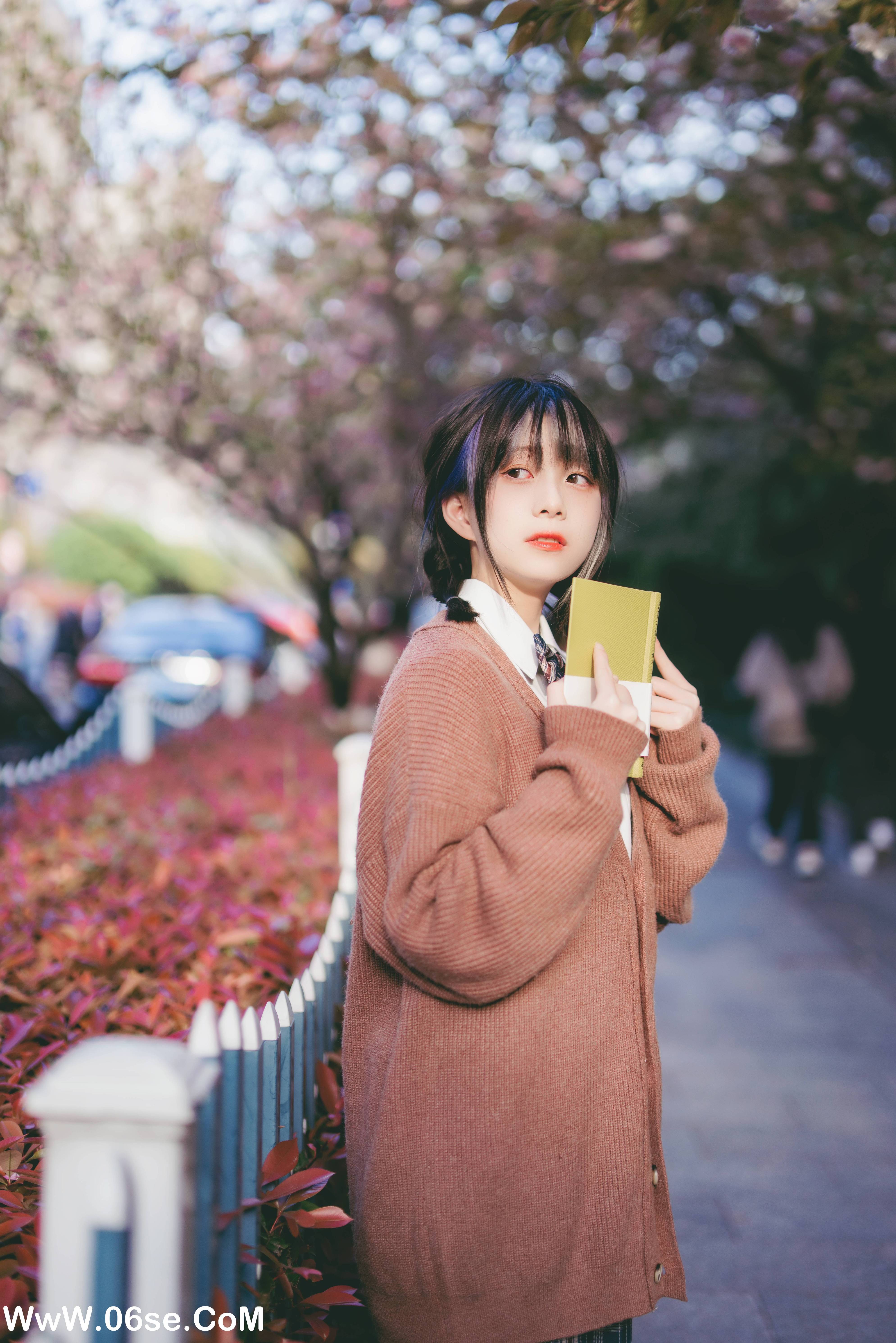 图片[25]-[YITUYU艺图语]2022.06.24 想和你一起在四月吹春风 清青琴玖[26P-560.5M]-六色网