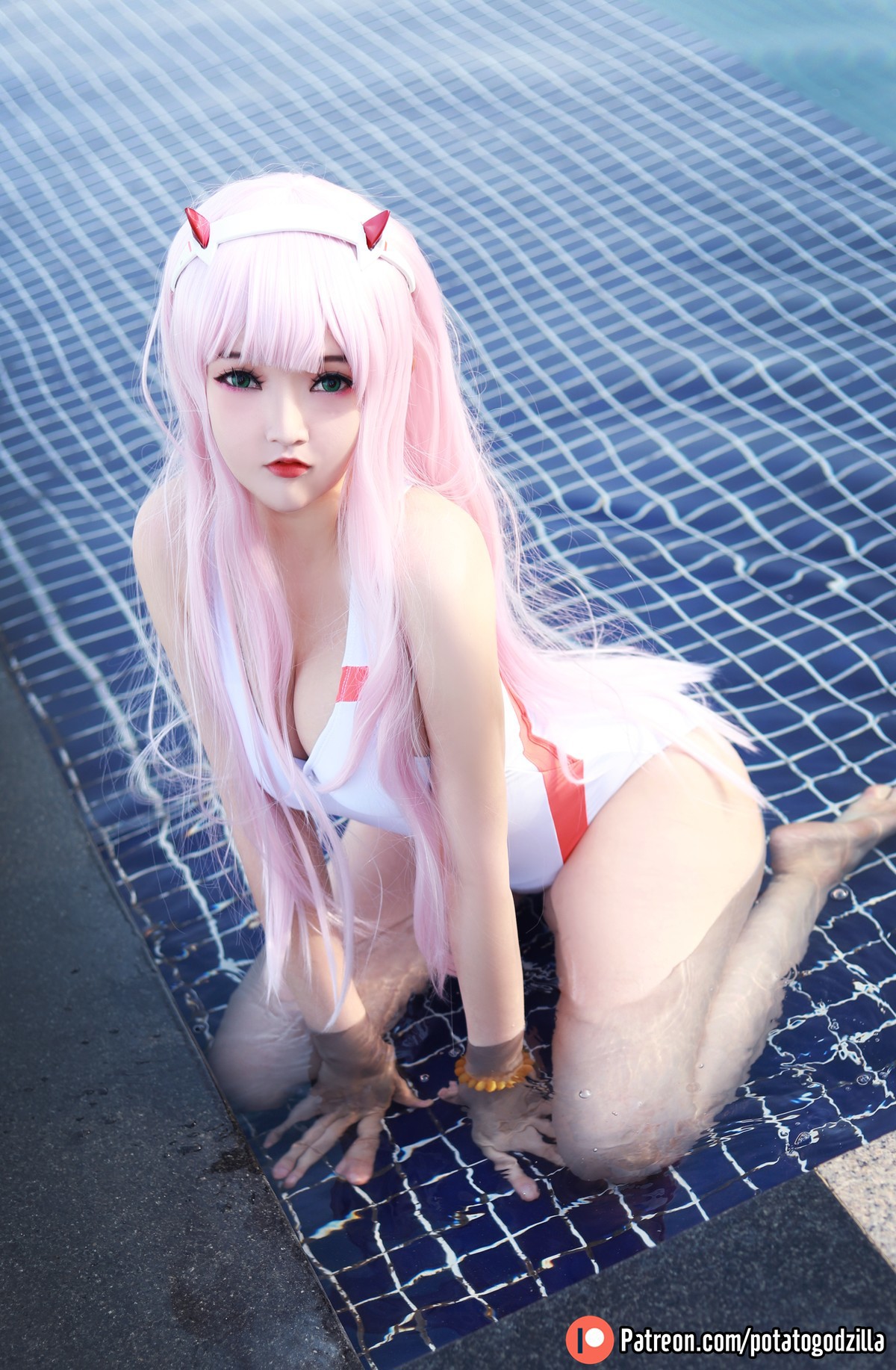 Cosplay Potato Godzilla Zero Two Swimsuit 21