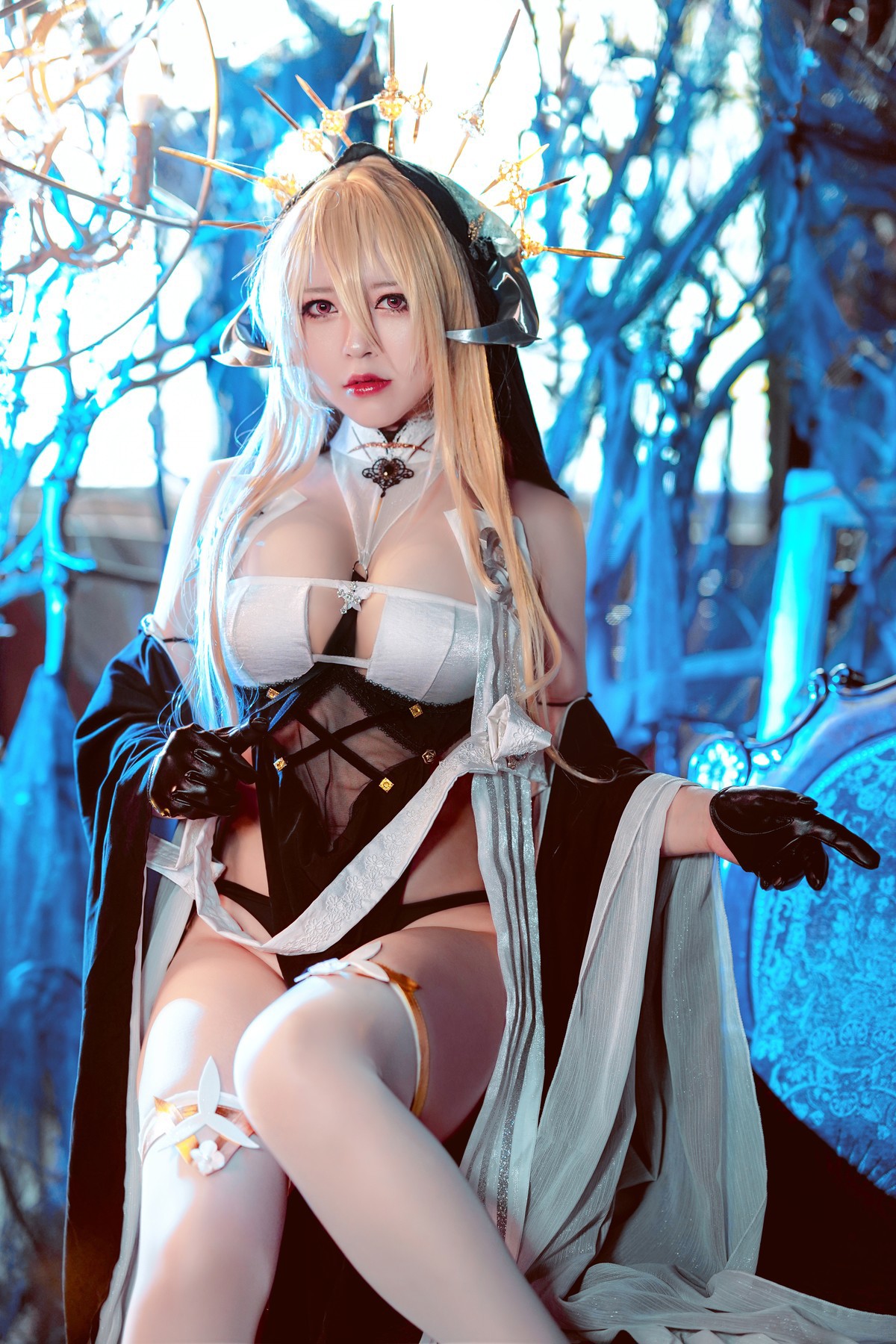 Cosplay 半半子Banbanko インプラカブル 修道女 22