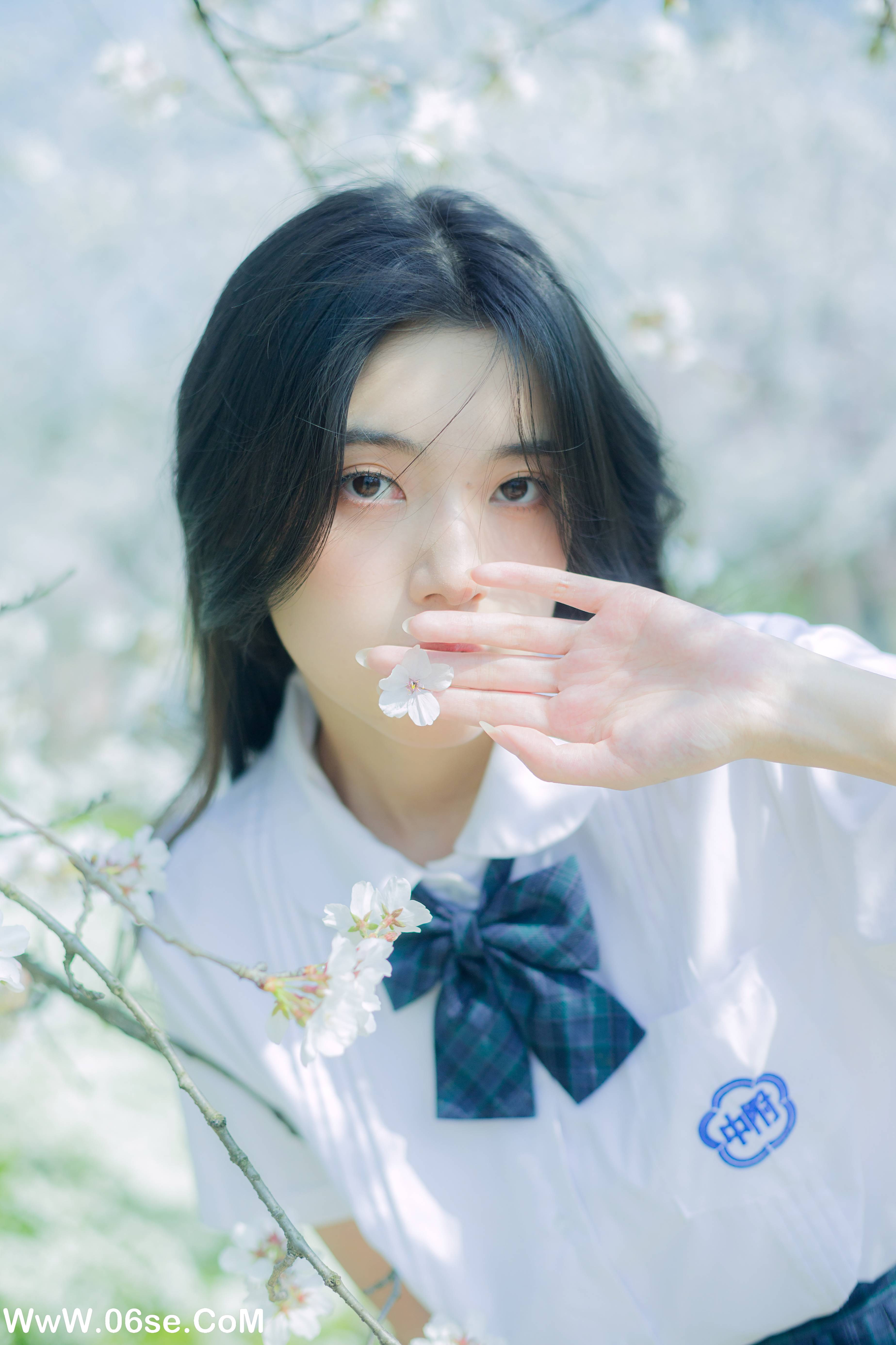 图片[32]-[YITUYU艺图语]2022.08.04 吉野吉野 静鏡婧[33+1P／261MB]-六色网