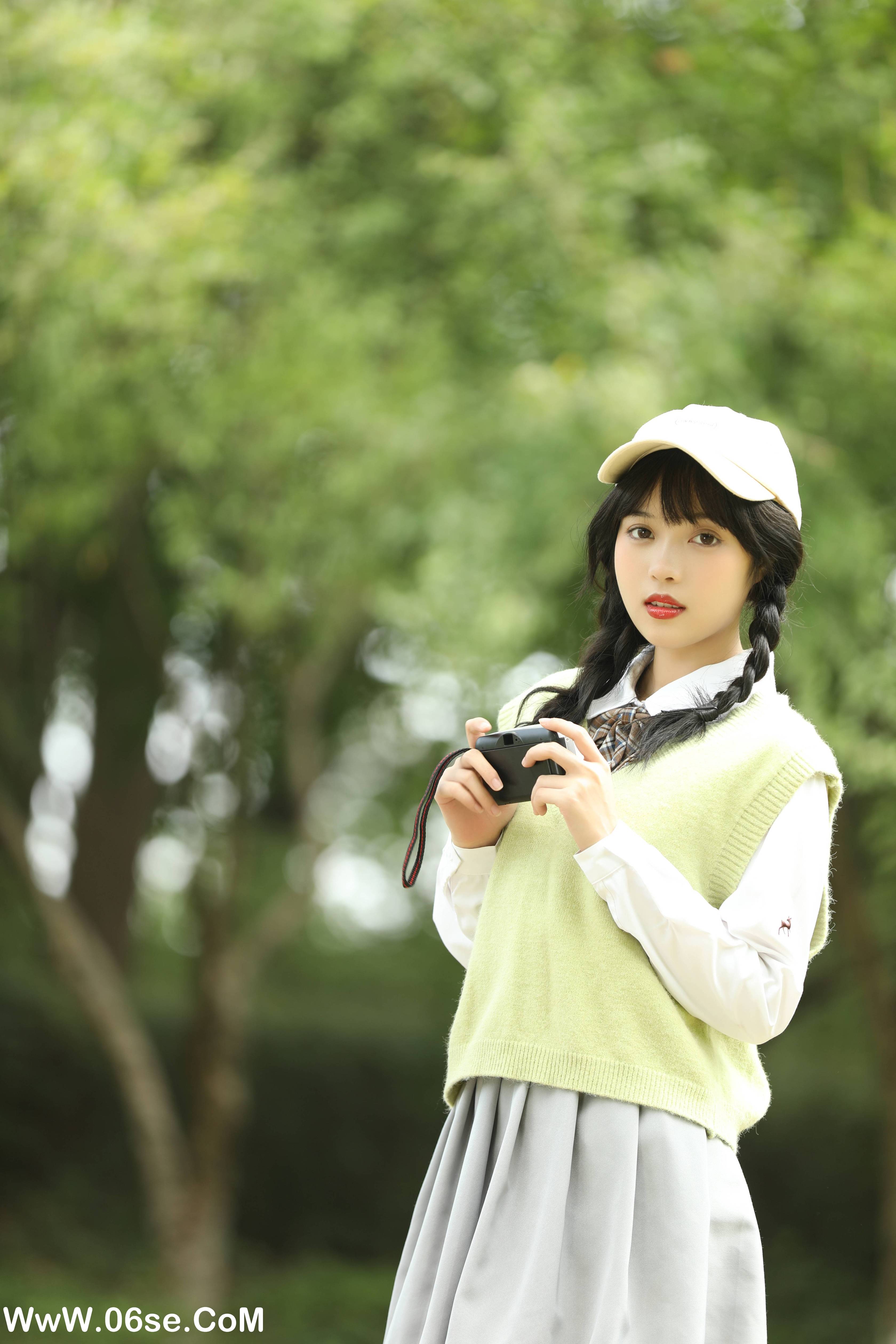 图片[27]-[YITUYU艺图语]2022.10.07 萤火之森 小薇人儿[33+1P／326MB]-六色网