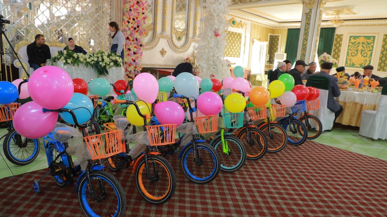 Бухоро тумани: Эҳтиёжманд оилалар фарзандларининг суннат тўйи ўтказилди ...