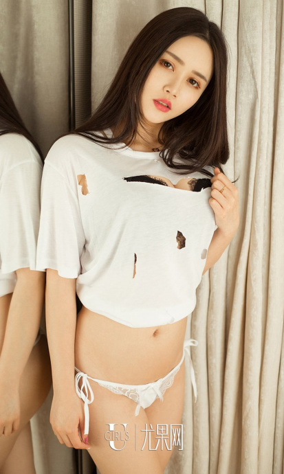 [Image: c42133021f76191cbb7a2.jpg]