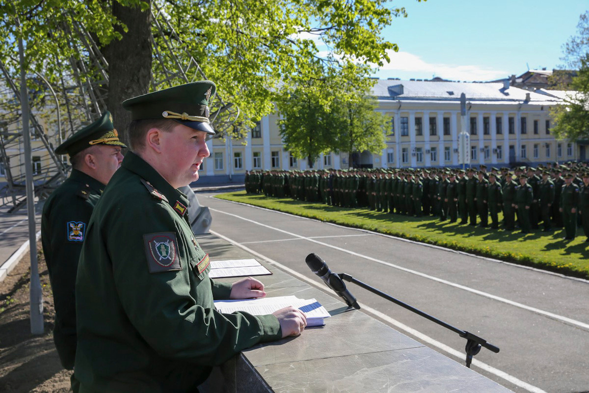 Войска против войска. Военнослужащий Академии Можайского. Военные мероприятия. Армия-2022 вка имени а.ф.Можайского. Командование Академии Можайского 2008 года.