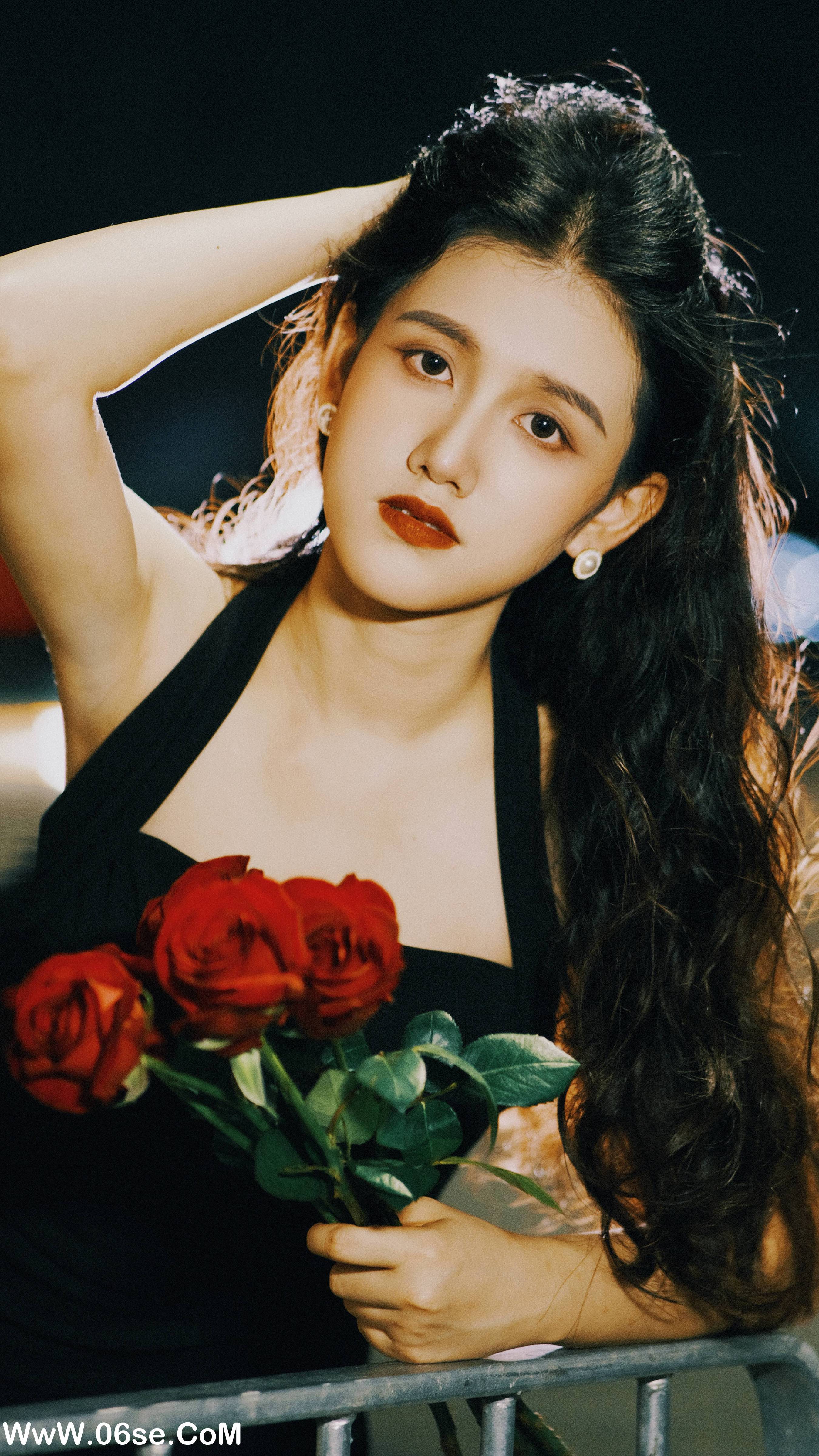 图片[10]-[YITUYU艺图语]2022.10.23 风啸 花绽 雾漫 一只捉捉[21+1P／266MB]-六色网