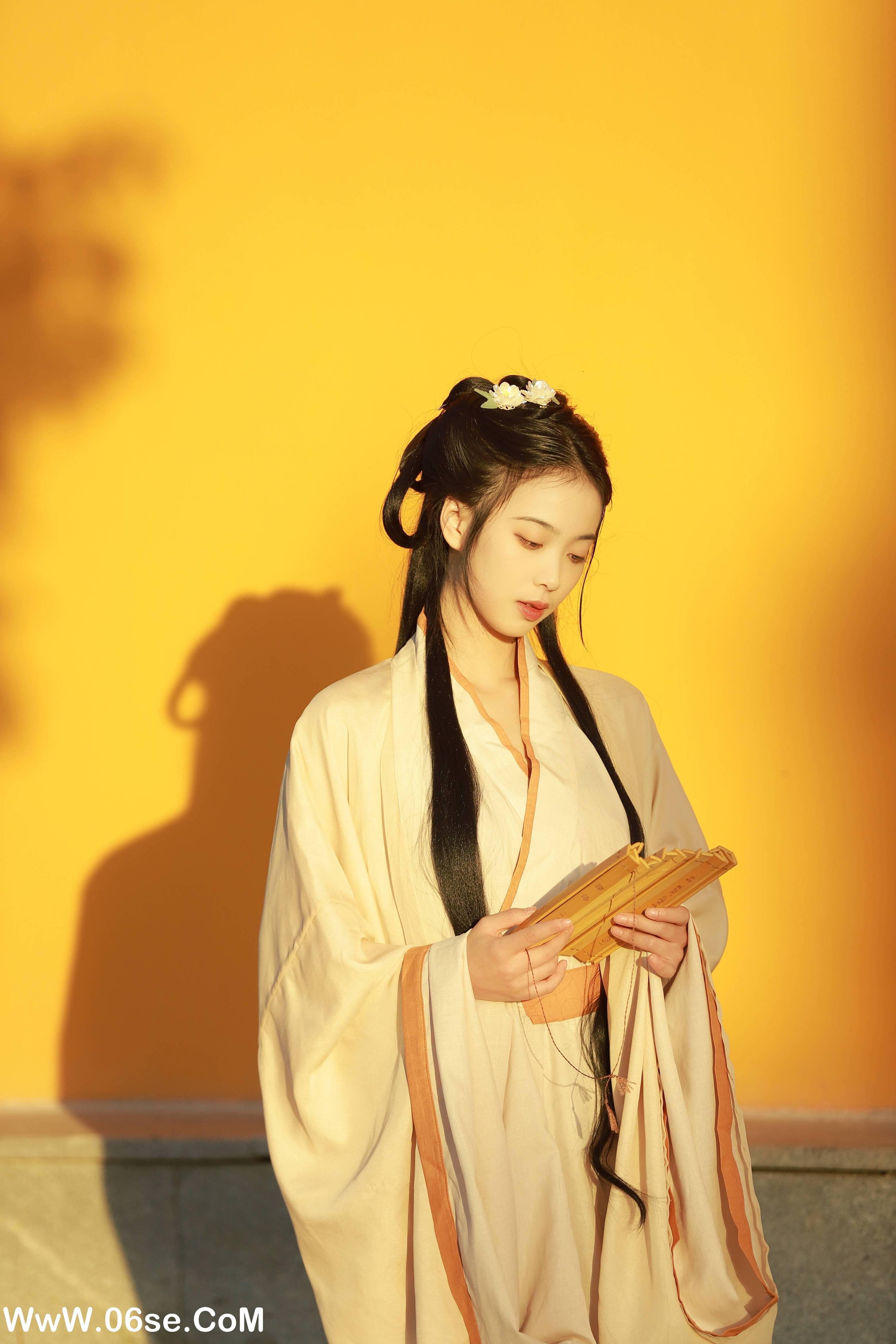 图片[21]-[YITUYU艺图语]2022.09.28 愿得一人心 汪国真潘潘[20+1P／164MB]-六色网