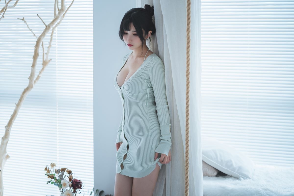 [Cos]凉凉子 - 人妻毛衣 [54P] 5