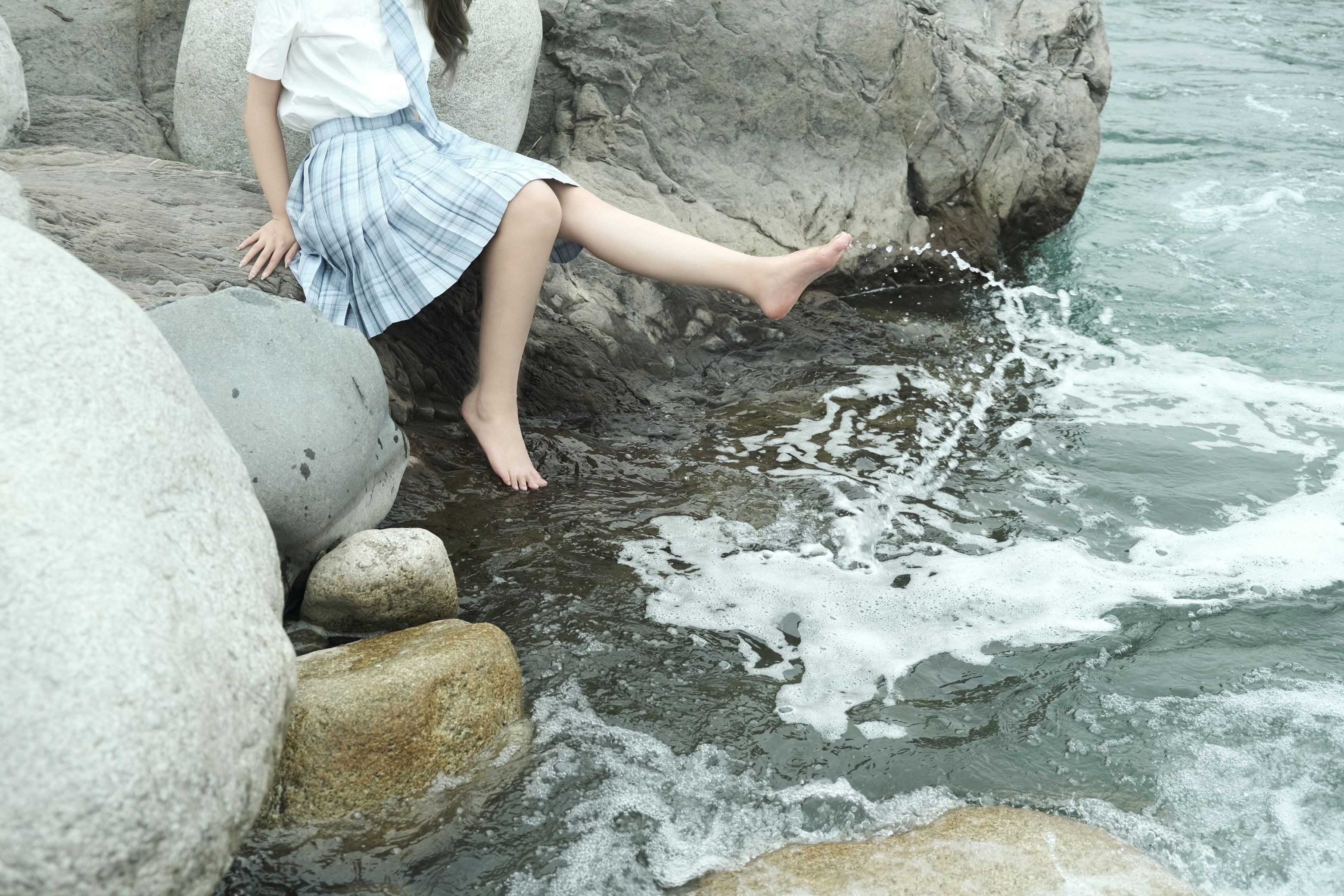 eloise软软 - 河边JK 4