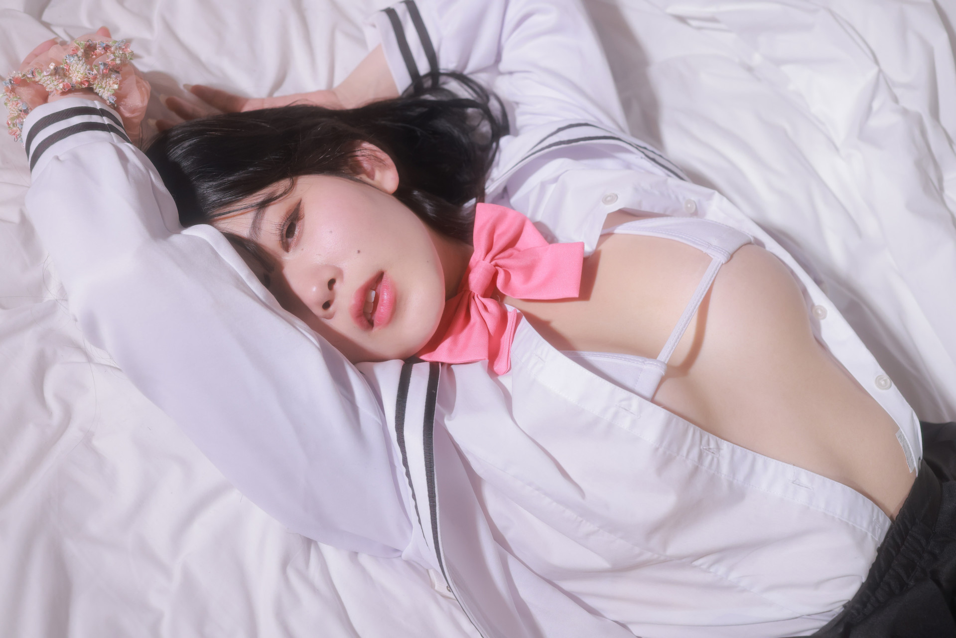 ZIA.Kwon 권지아, [Loozy] Sticky Set.01 38