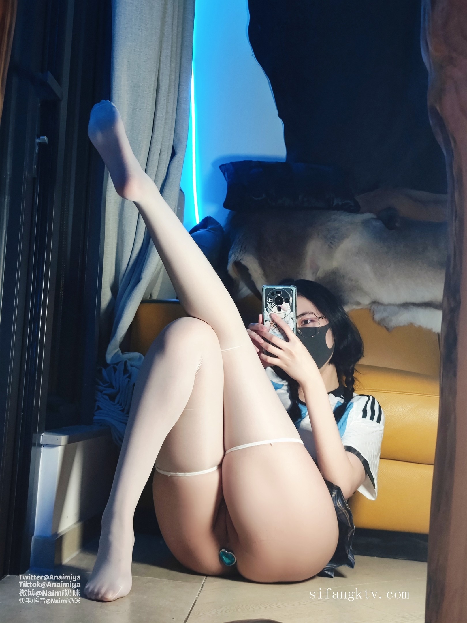 推特网红 奶咪 世界杯裸舞 修女自插 1