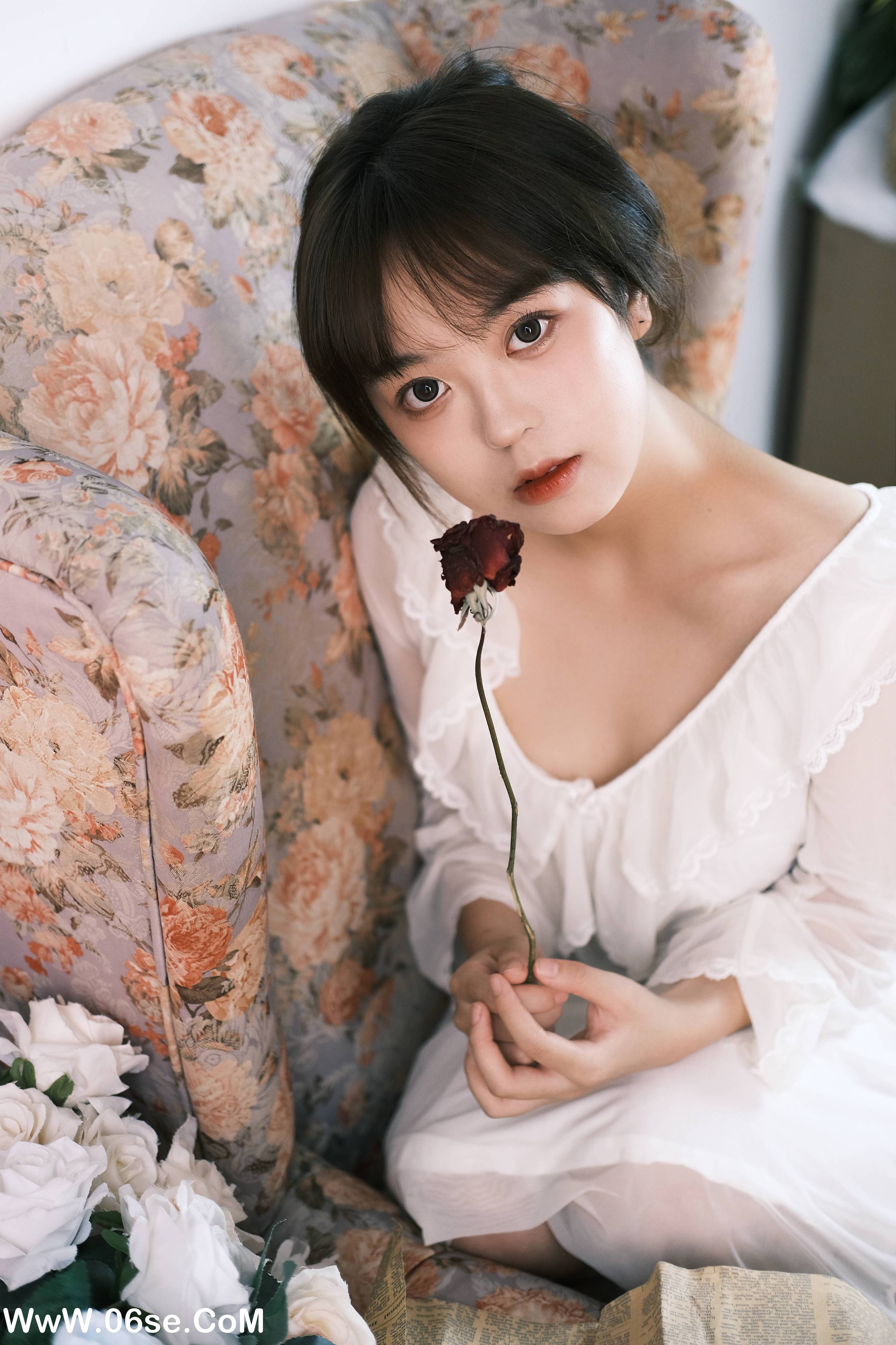 图片[12]-[YITUYU艺图语]2022.10.21 慵懒的下午 哈吉麻花[27+1P／380MB]-六色网