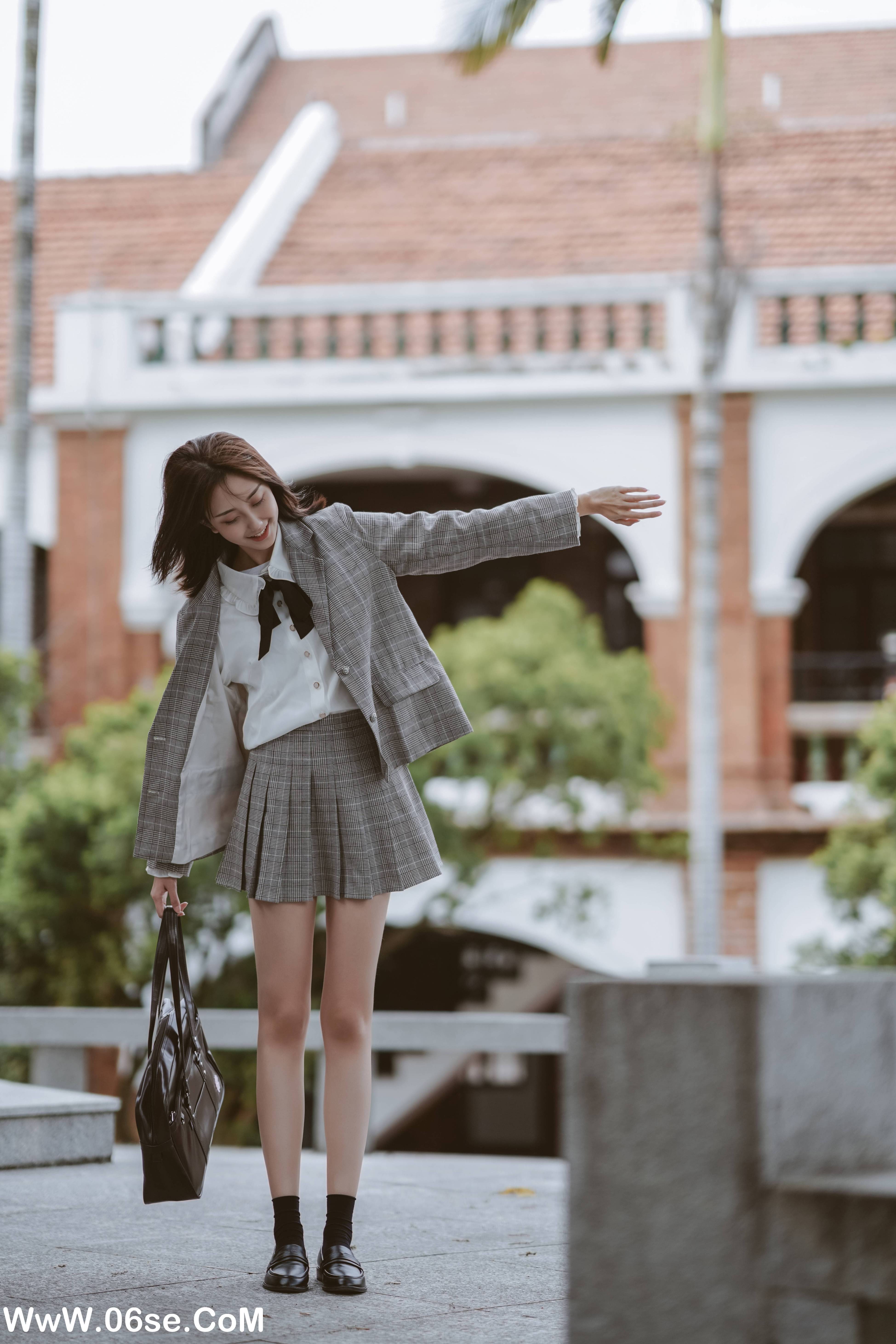 图片[25]-[YITUYU艺图语]2022.06.01 你笑似温柔 冲天一小撮w[26P-383.71MB]-六色网