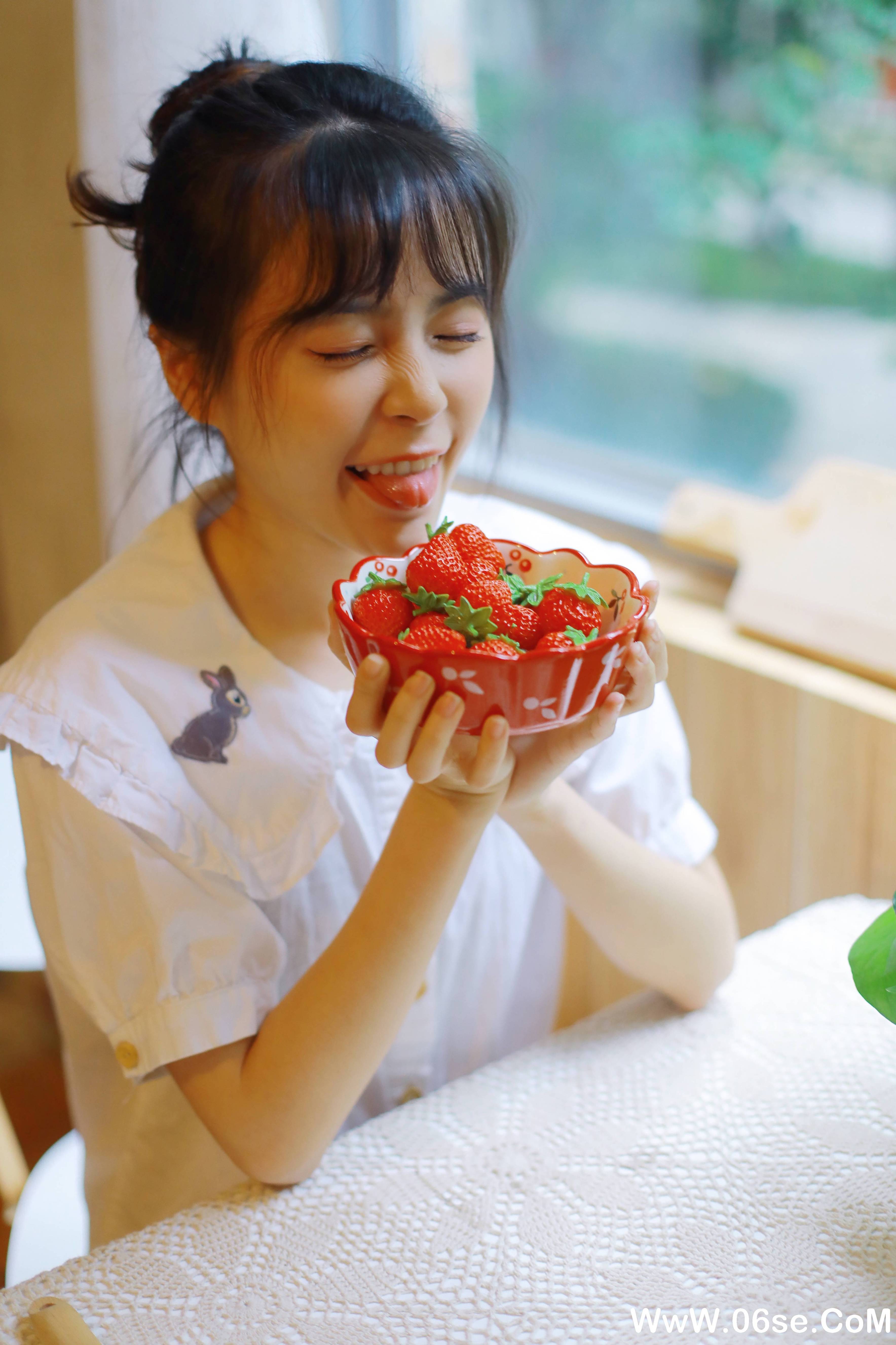 图片[22]-[YITUYU艺图语]2021.05.04 少女日记 裸心心[24P／157MB]-六色网