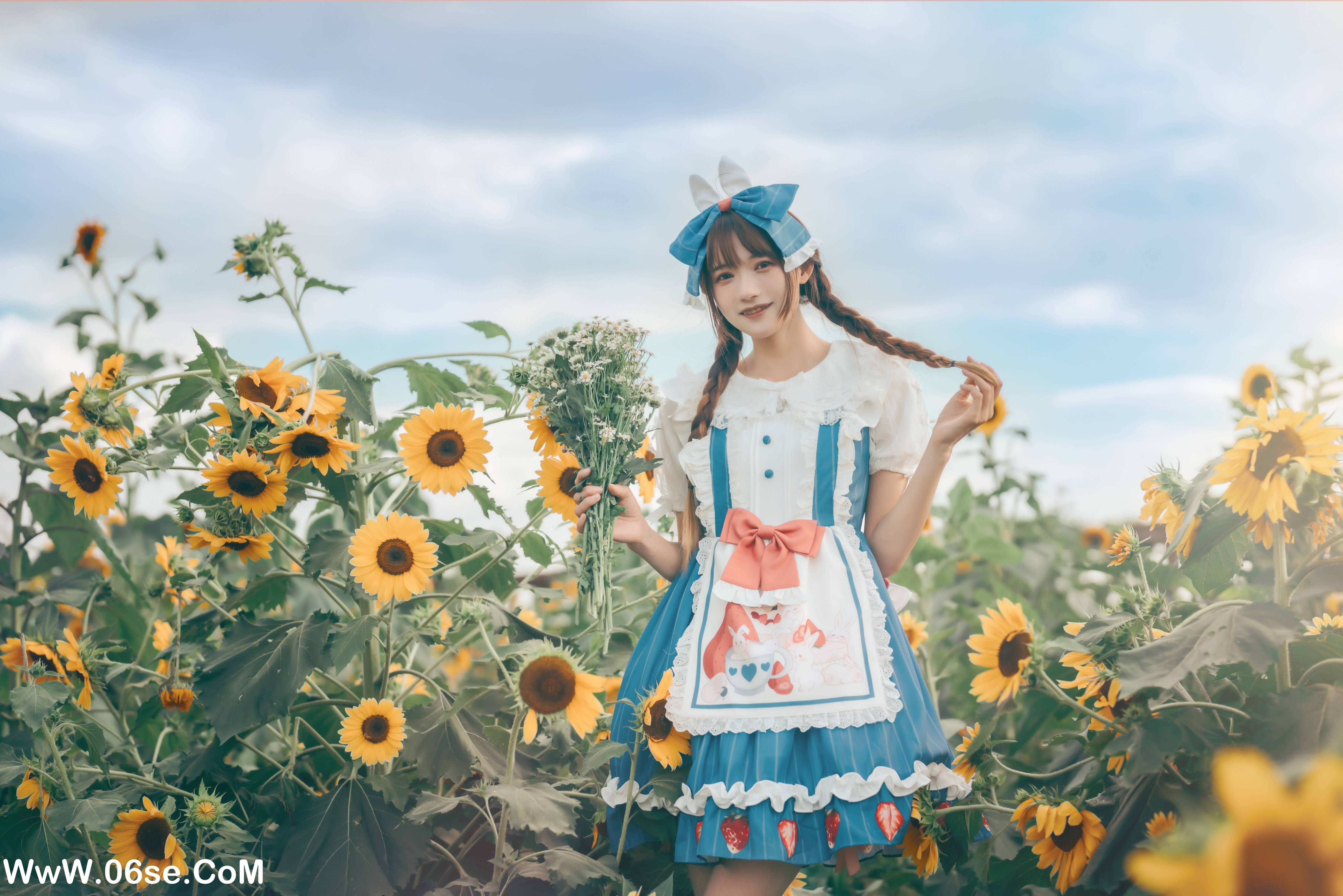 图片[28]-[YITUYU艺图语]2022.07.18 甜甜向日葵女孩 兔子Zzz不吃胡萝卜[31+1P／318MB]-六色网