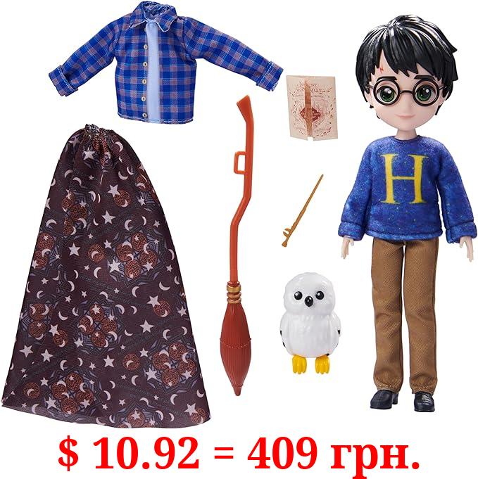 Wizarding World Harry Potter, 8-inch Harry Potter Doll Gift Set with Invisibility Cloak and 5 Doll Accessories, Kids Toys for Ages 6 and up