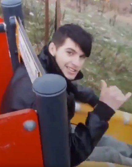 Un tobogán con esquinas