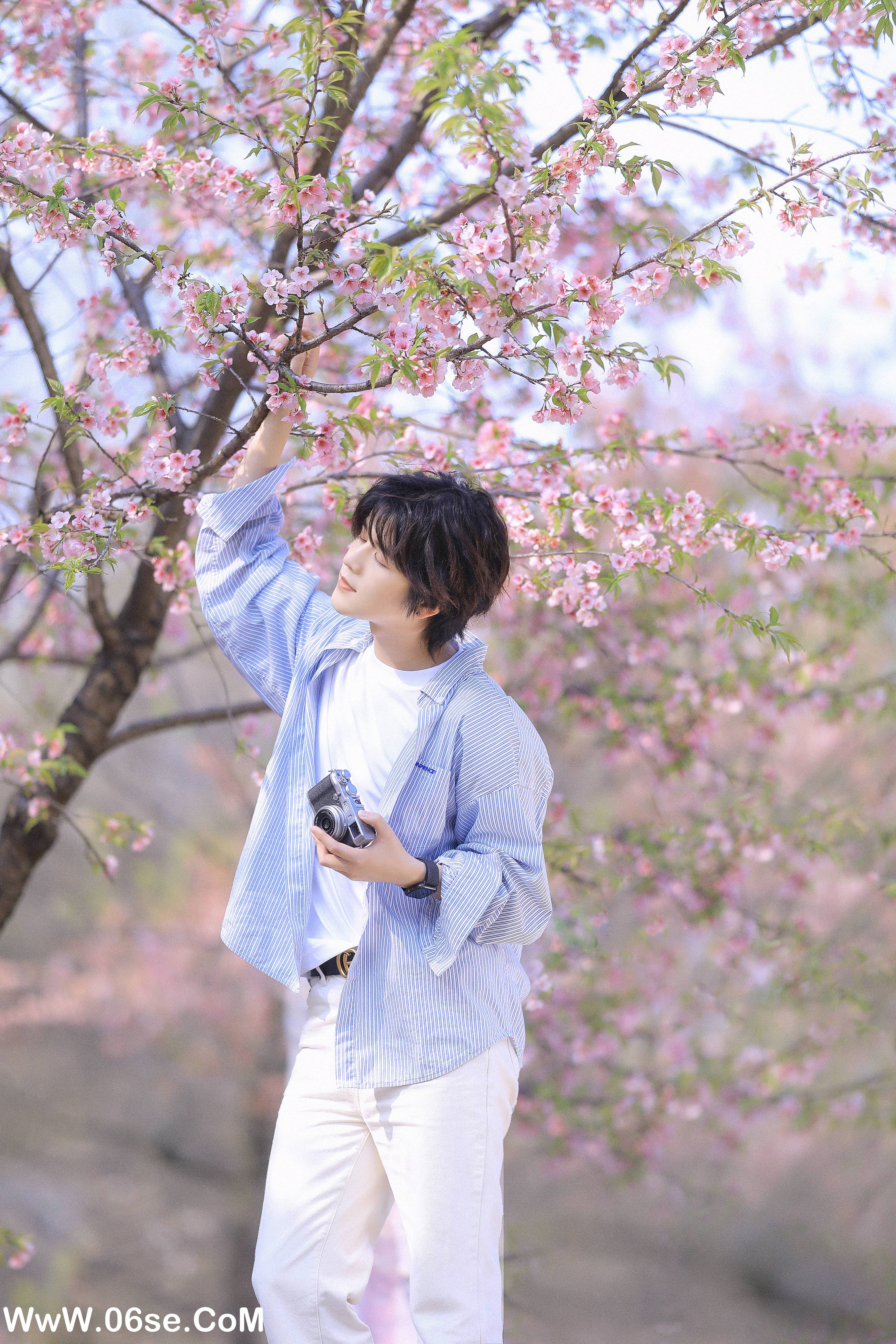 图片[6]-[YITUYU艺图语]2022.05.29 樱花少年 李宇轩Yashon[23P-782.71MB]-六色网