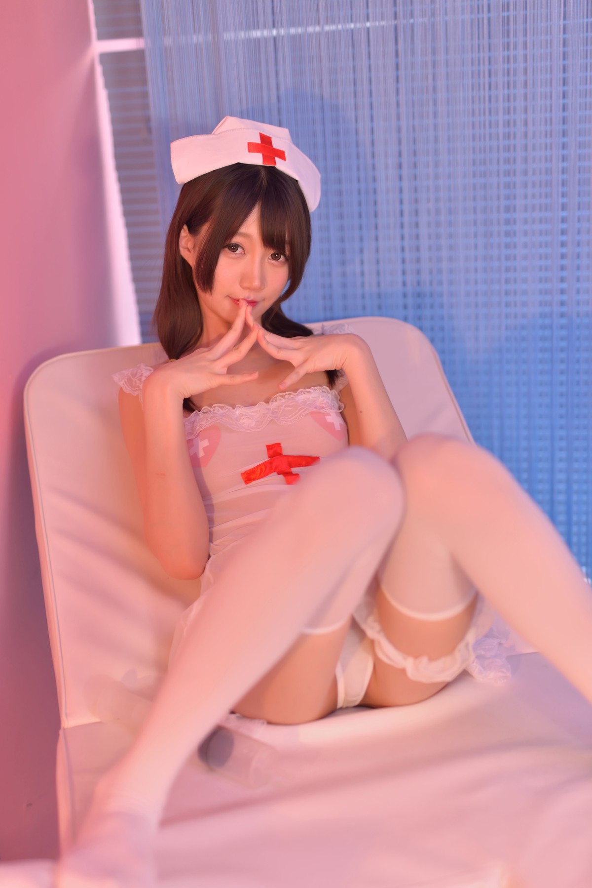 Cosplay Nagisa魔物喵 性感看护师 Set.01 24